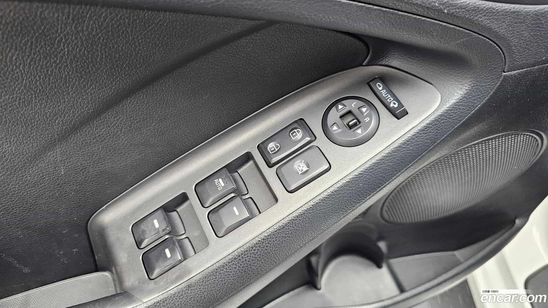 K3 Kia 2014.0-OPTION-018