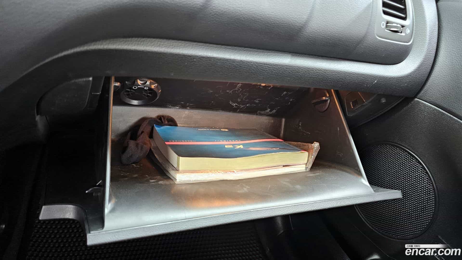 K3 Kia 2014.0-OPTION-044
