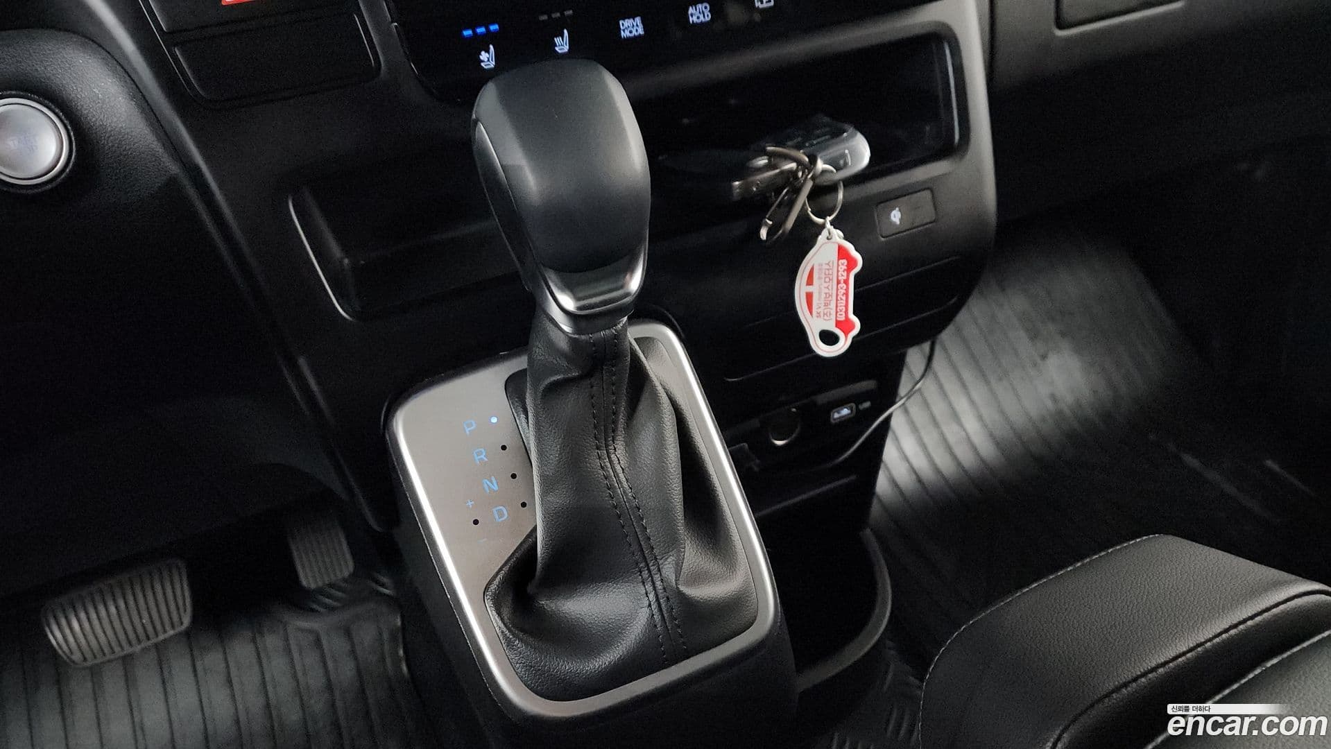 Main__Slider__Photo:Staria Hyundai 2022.3-8