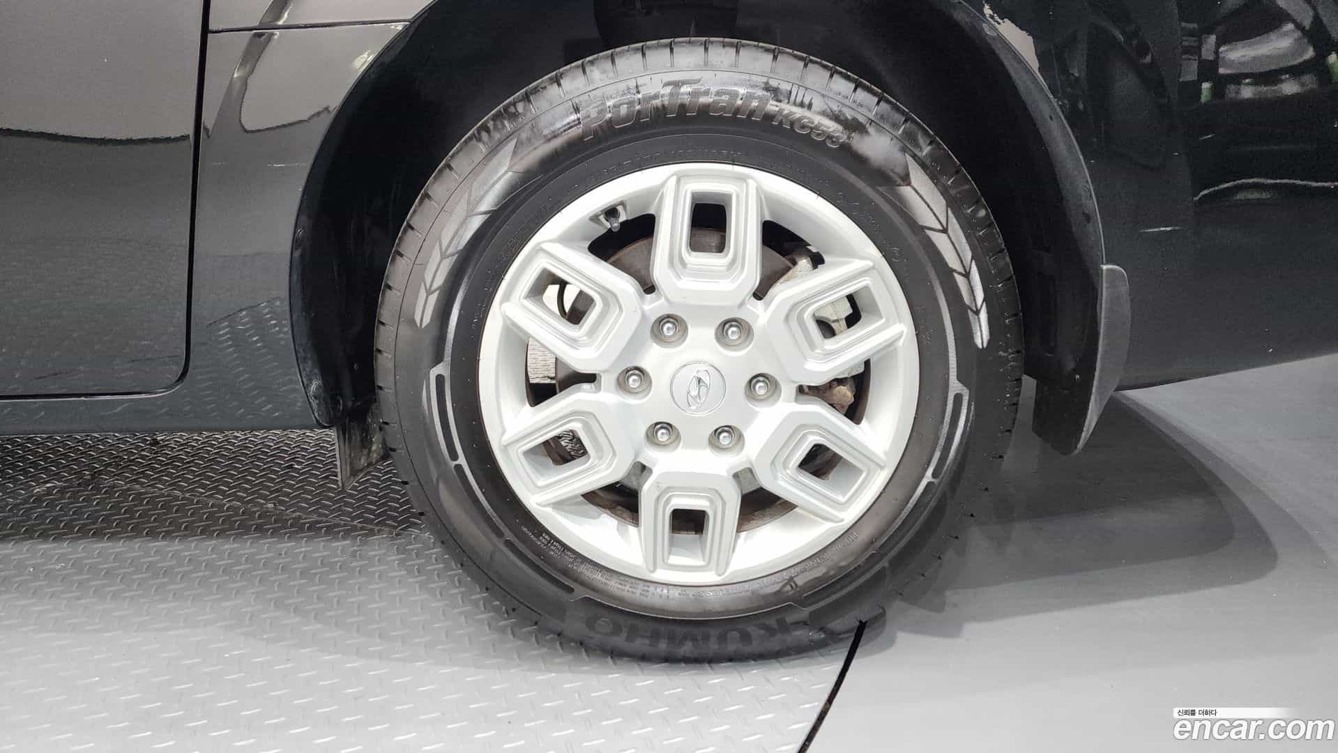Staria Hyundai 2022.3-OUTER-031