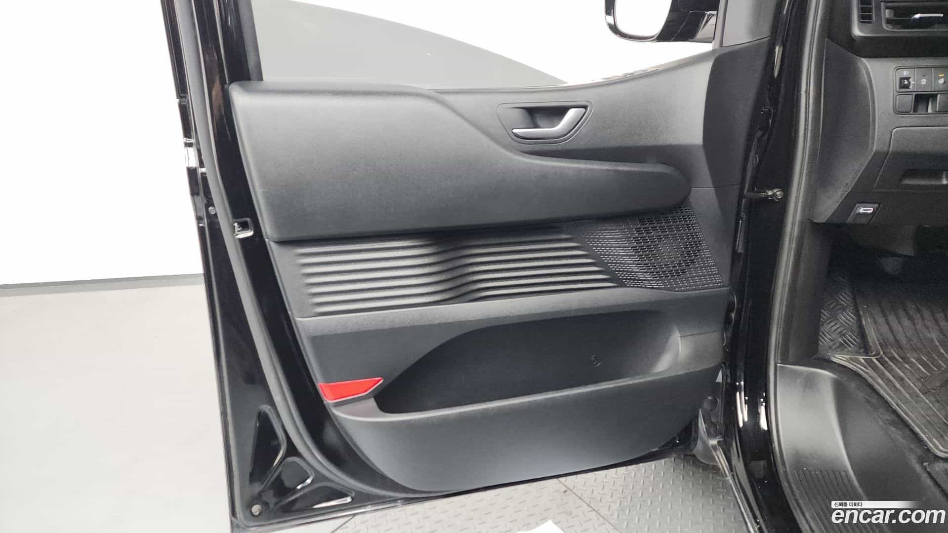 Staria Hyundai 2022.3-INNER-034