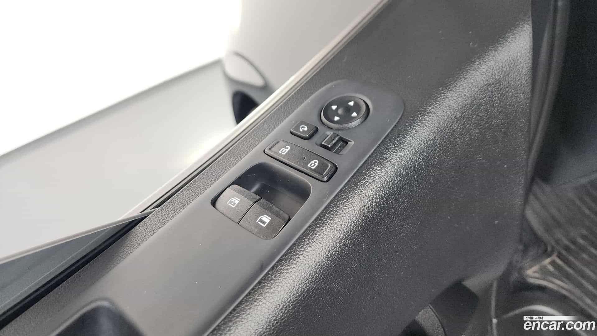 Staria Hyundai 2022.3-OPTION-050