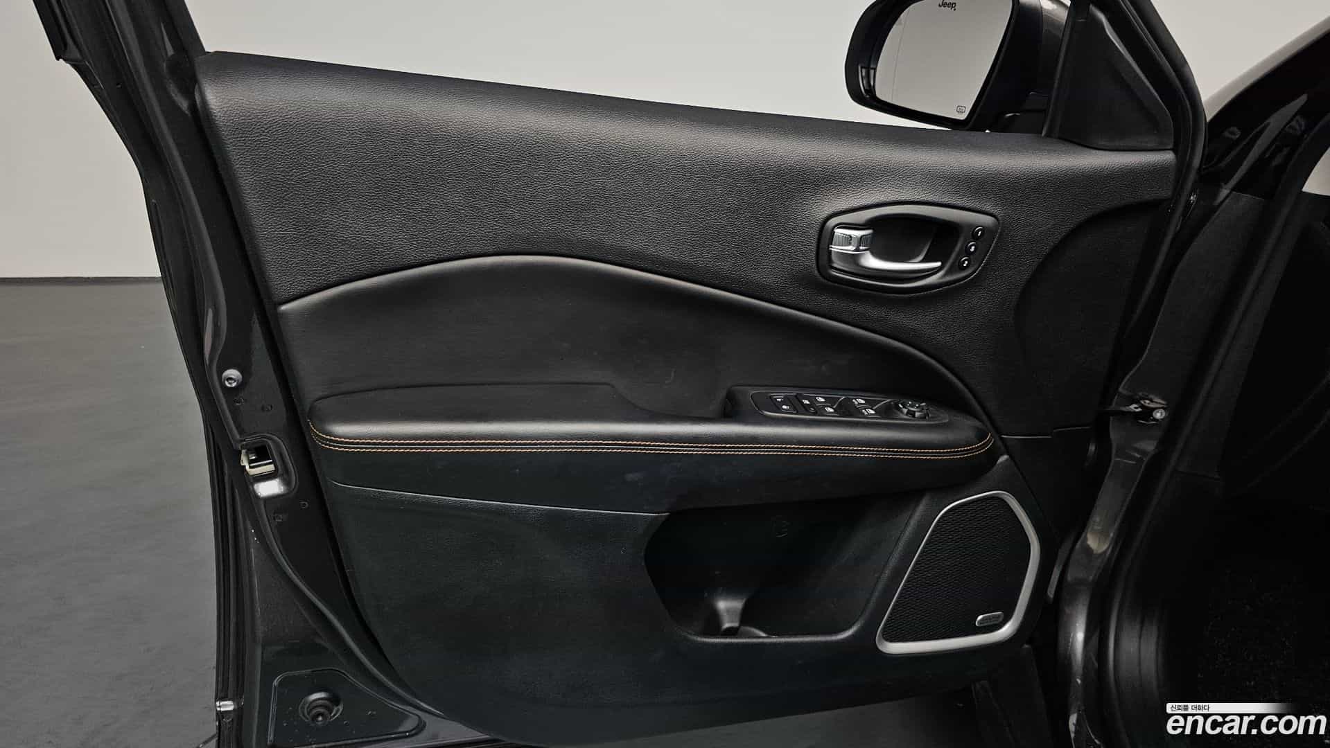 Compass Jeep 2021.8-INNER-034