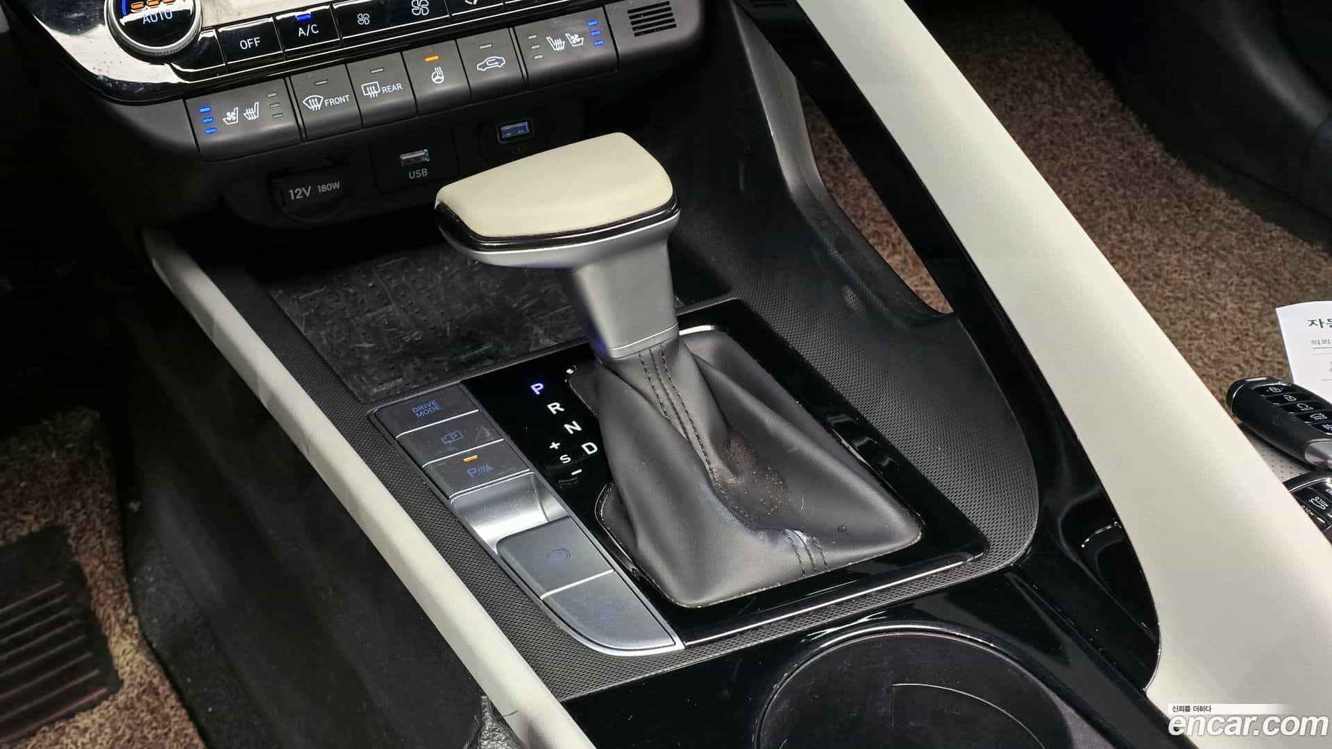 AVANTE Hyundai 2022.2-INNER-009