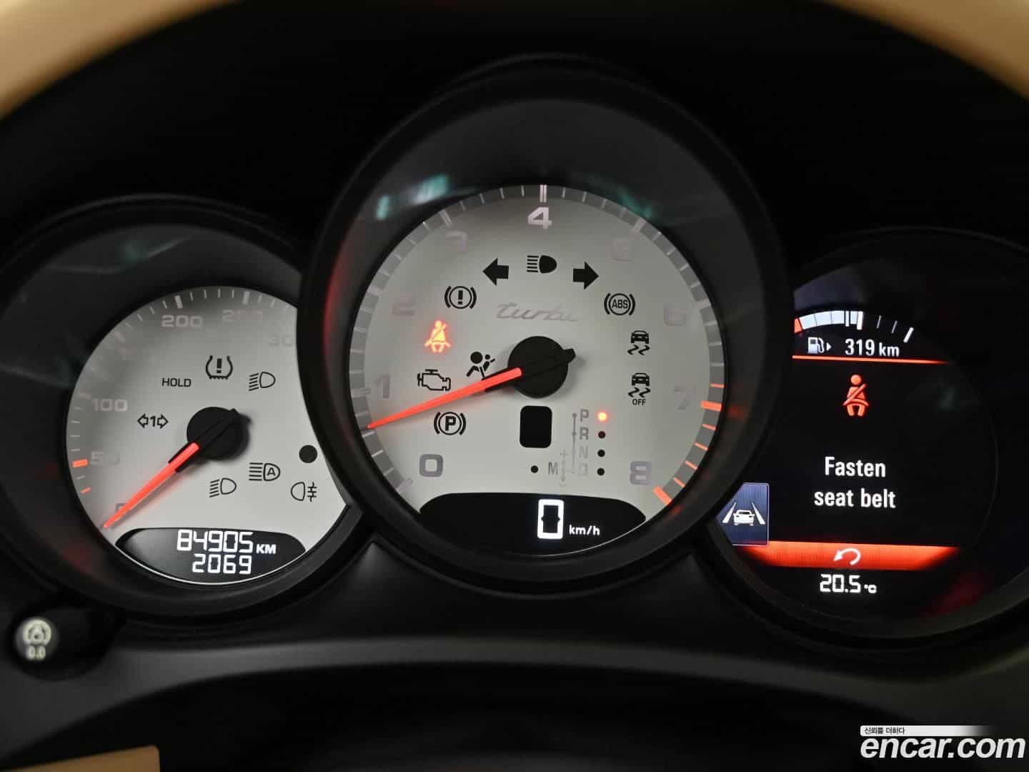 Macan Porsche 2015.5-INNER-009