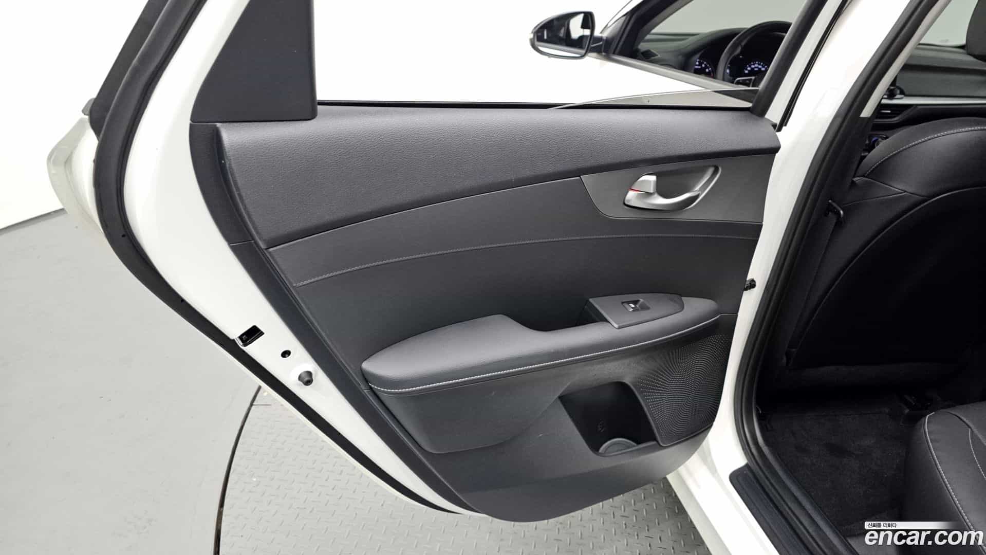 K3 Kia 2019.11-INNER-035