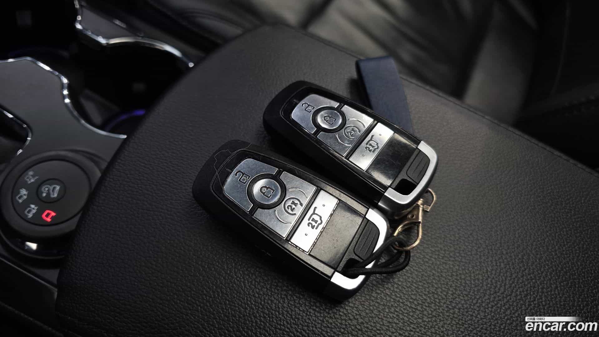 Explorer Ford 2019.3-OPTION-042