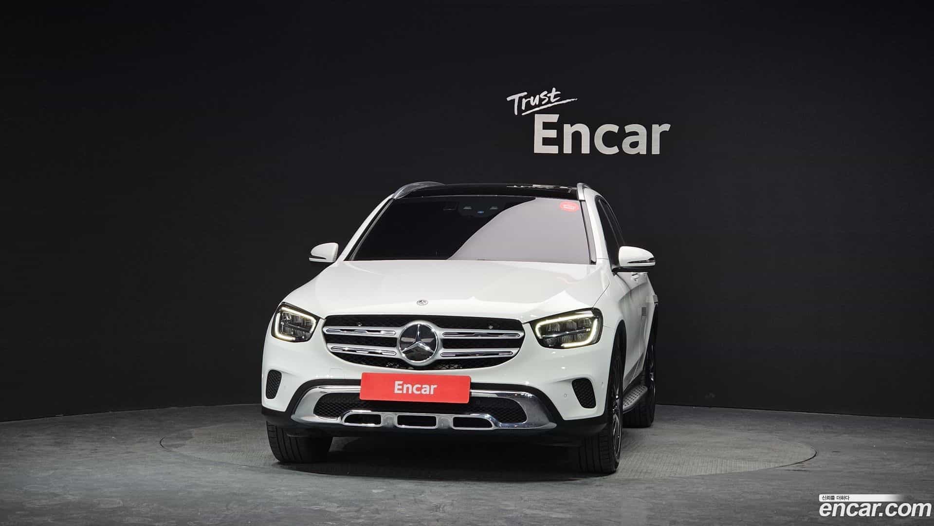 GLC-Class Mercedes-Benz 2020.2-OUTER-003