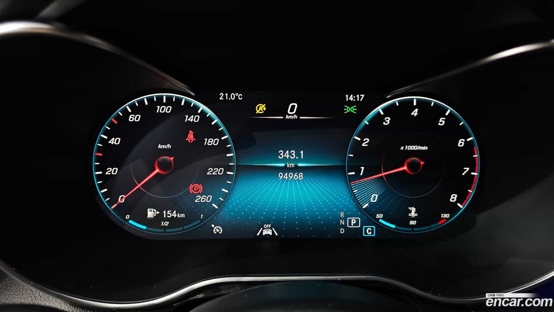 GLC-Class Mercedes-Benz 2020.2-INNER-008