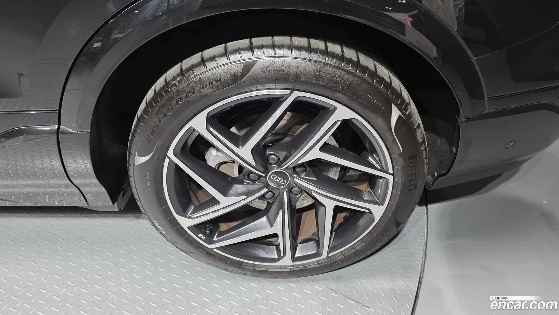 Q6 e-tron Audi 2025.3-OUTER-031