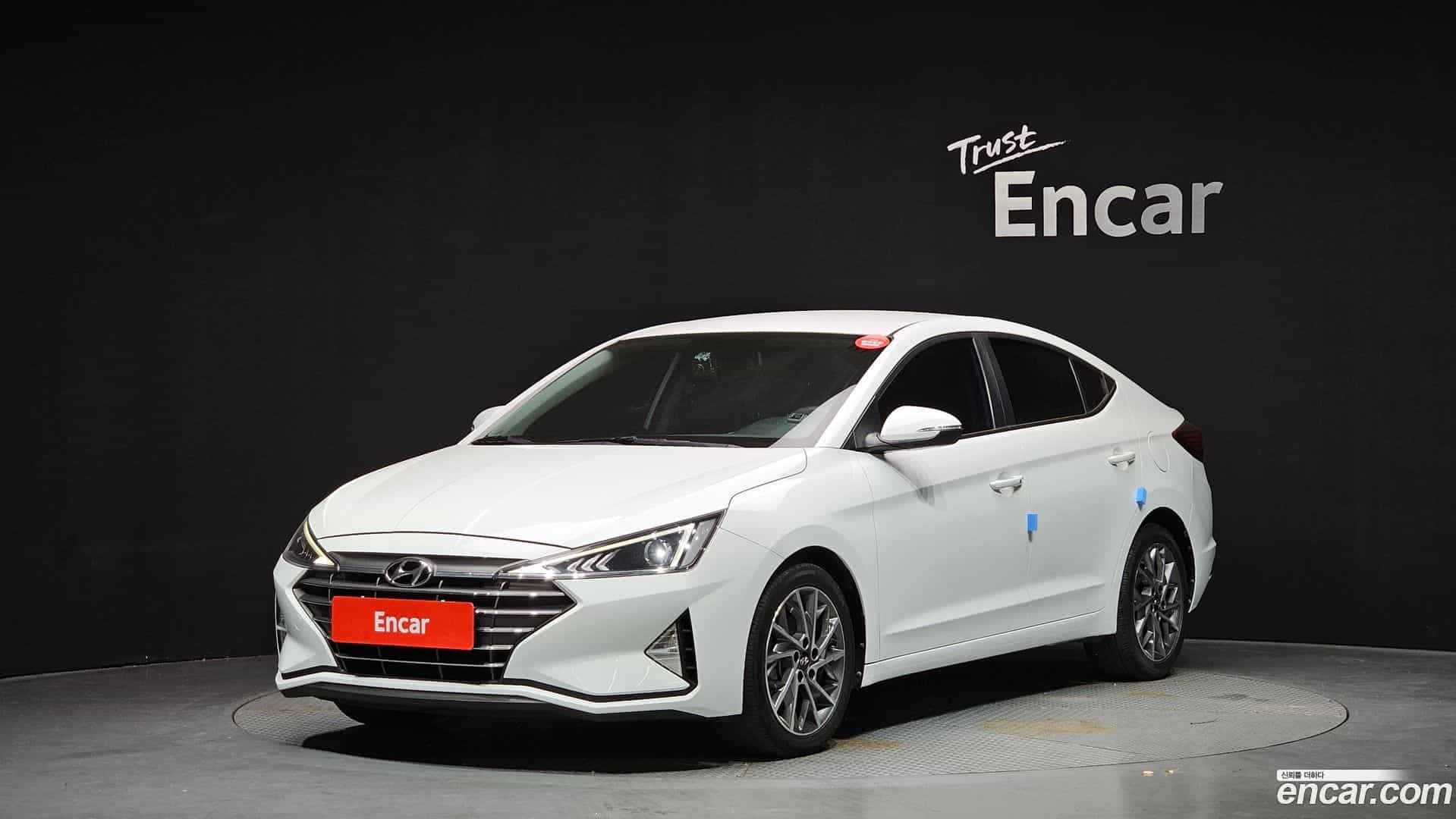 AVANTE Hyundai 2019.5-OUTER-001