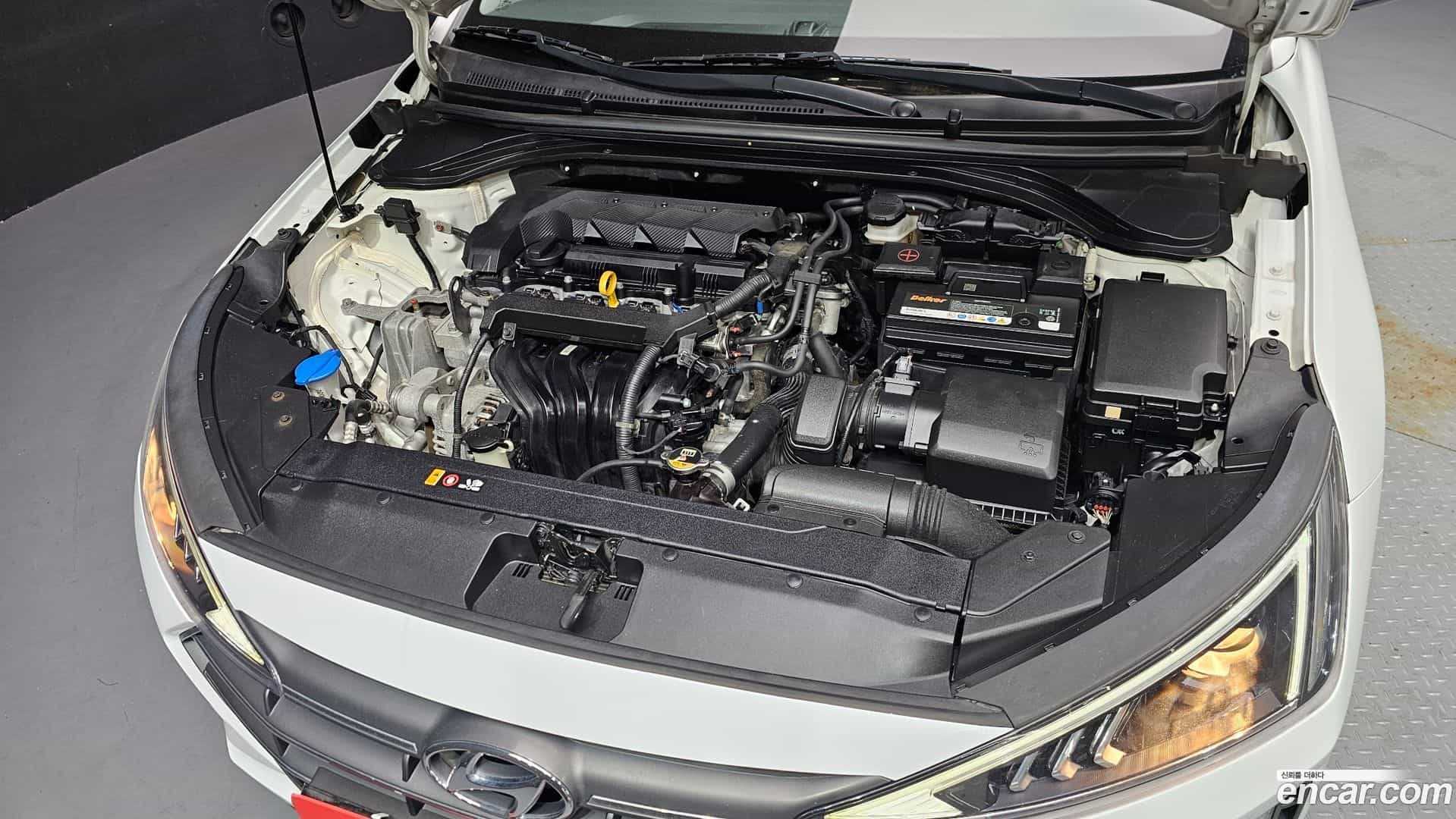 AVANTE Hyundai 2019.5-OUTER-006