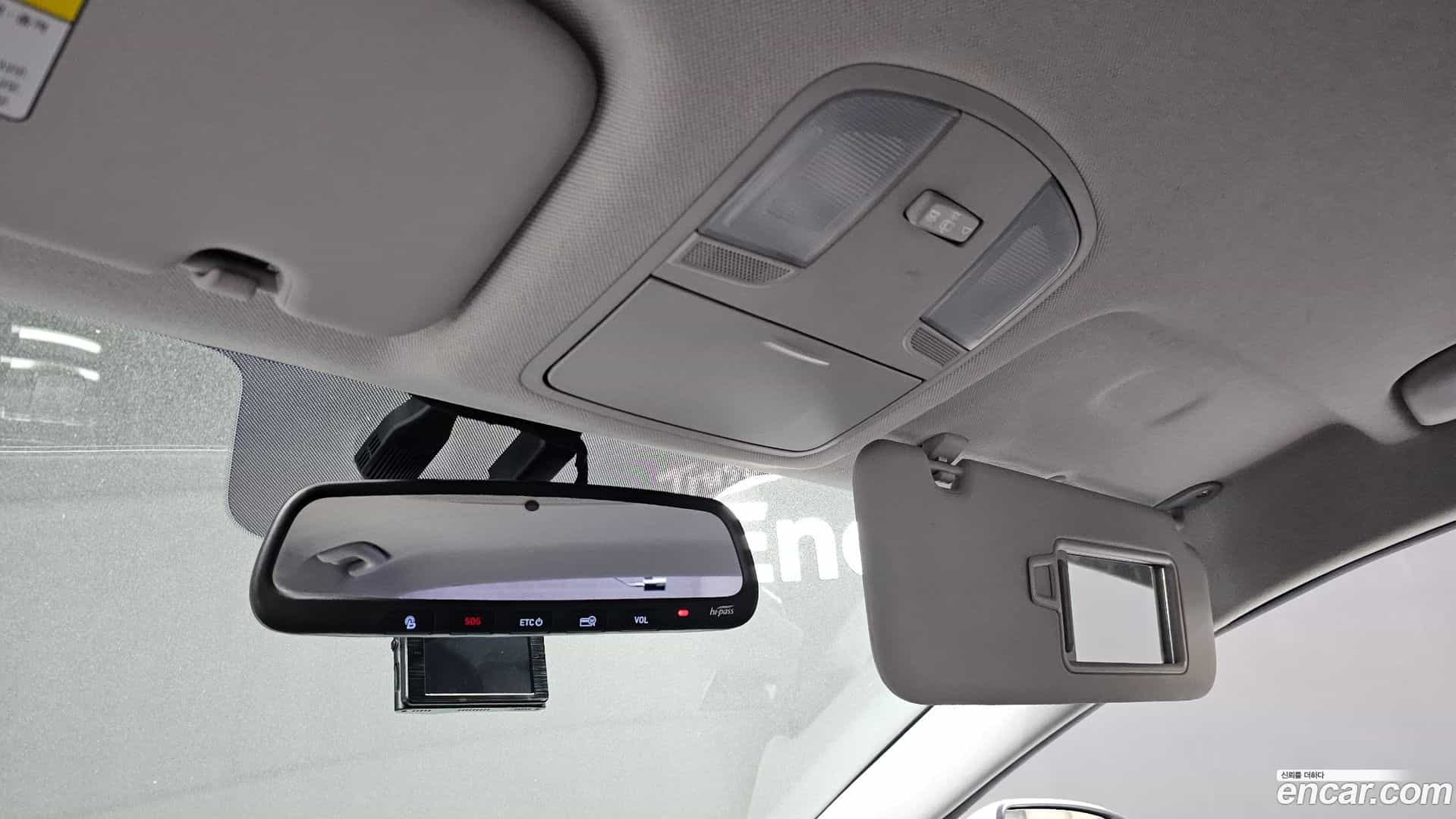 AVANTE Hyundai 2019.5-OPTION-022