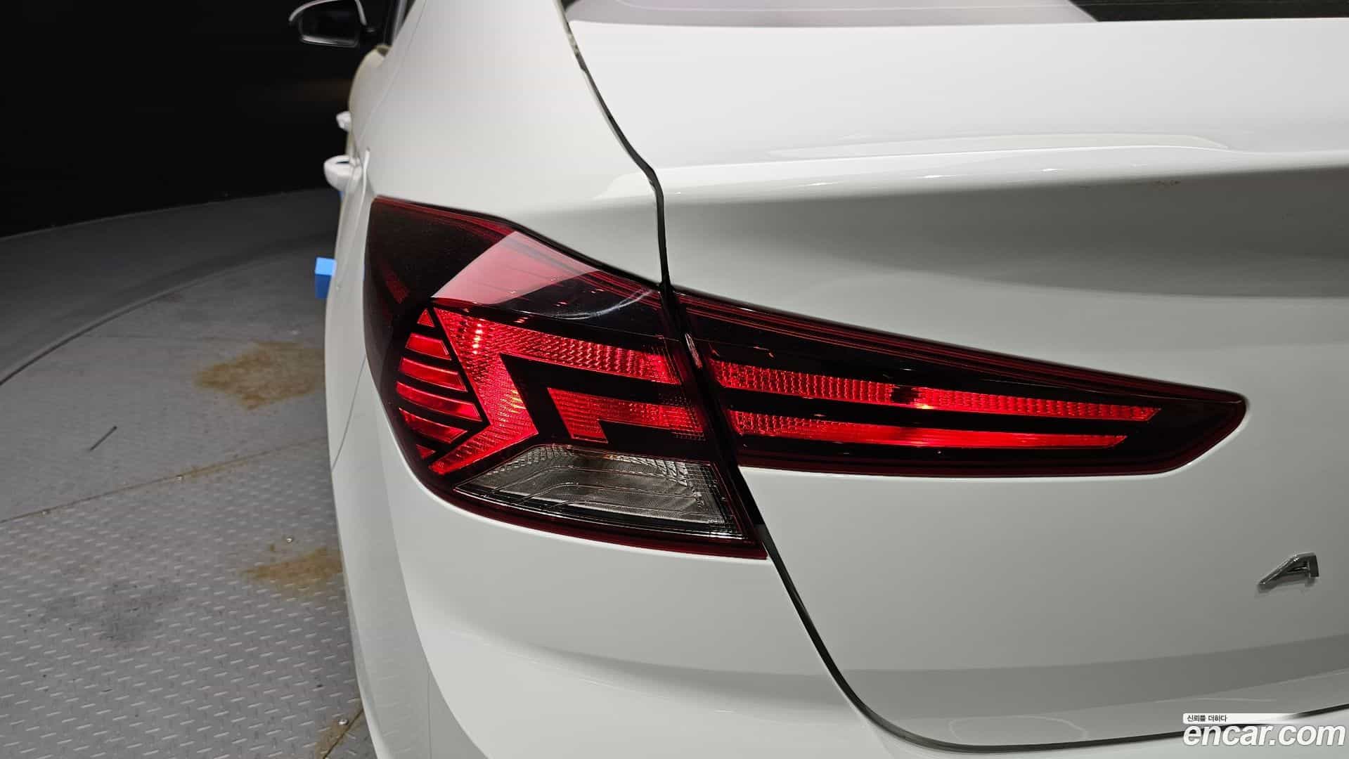 AVANTE Hyundai 2019.5-OUTER-033