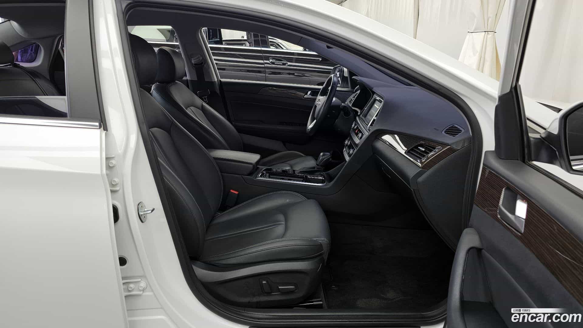 Sonata Hyundai 2019.1-OPTION-015