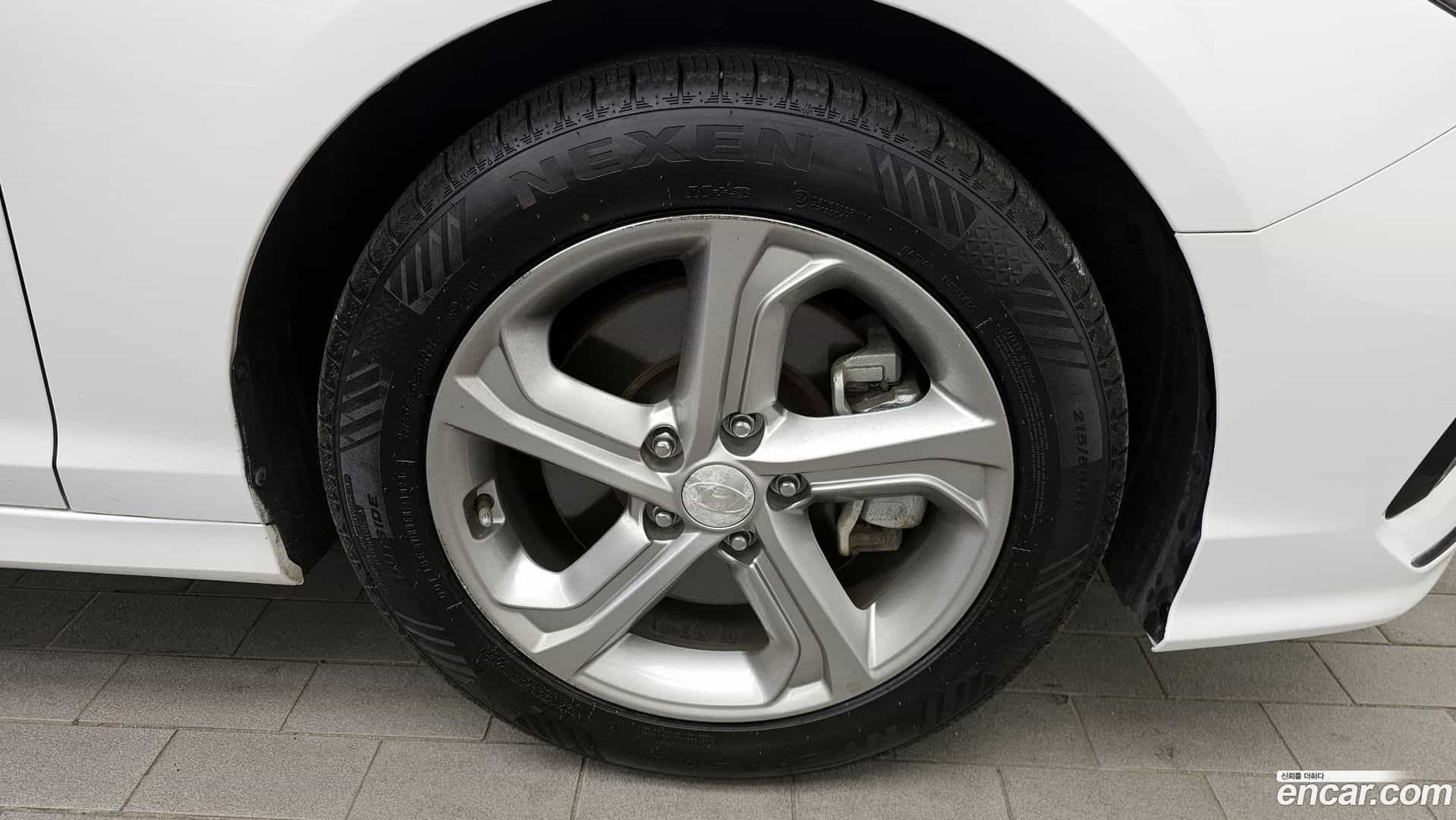 Sonata Hyundai 2019.1-OUTER-031