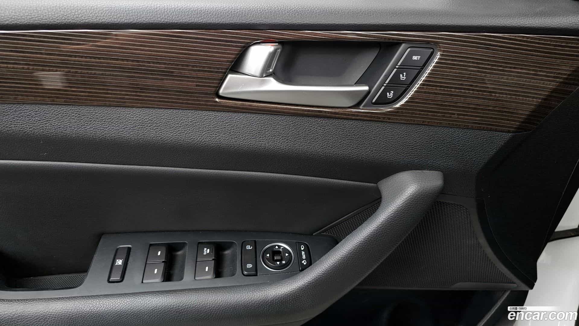 Sonata Hyundai 2019.1-OPTION-041
