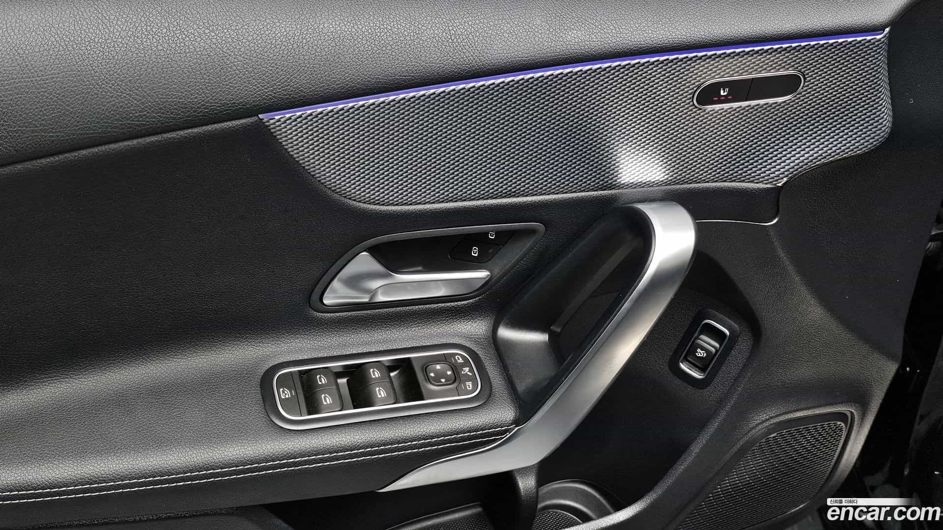 A-Class Mercedes-Benz 2022.9-OPTION-021