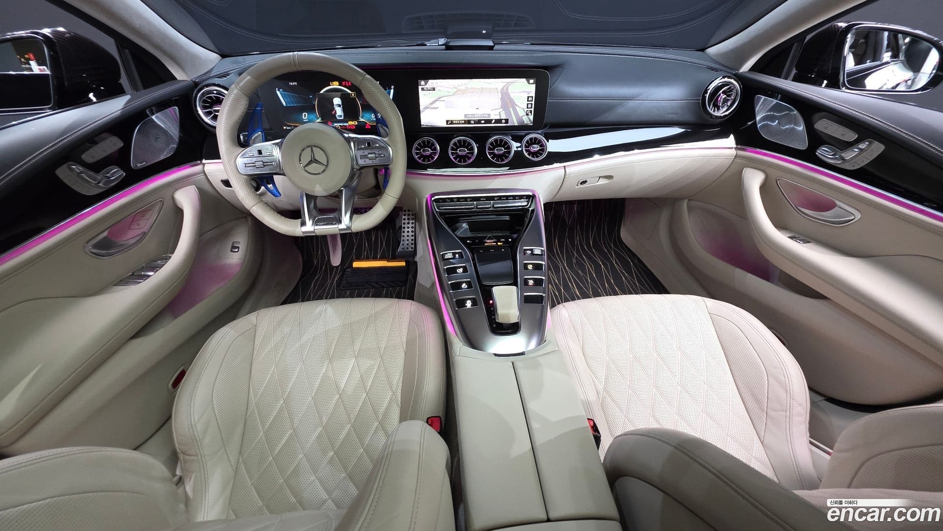 Main__Slider__Photo:AMG GT Mercedes-Benz 2021.5-6