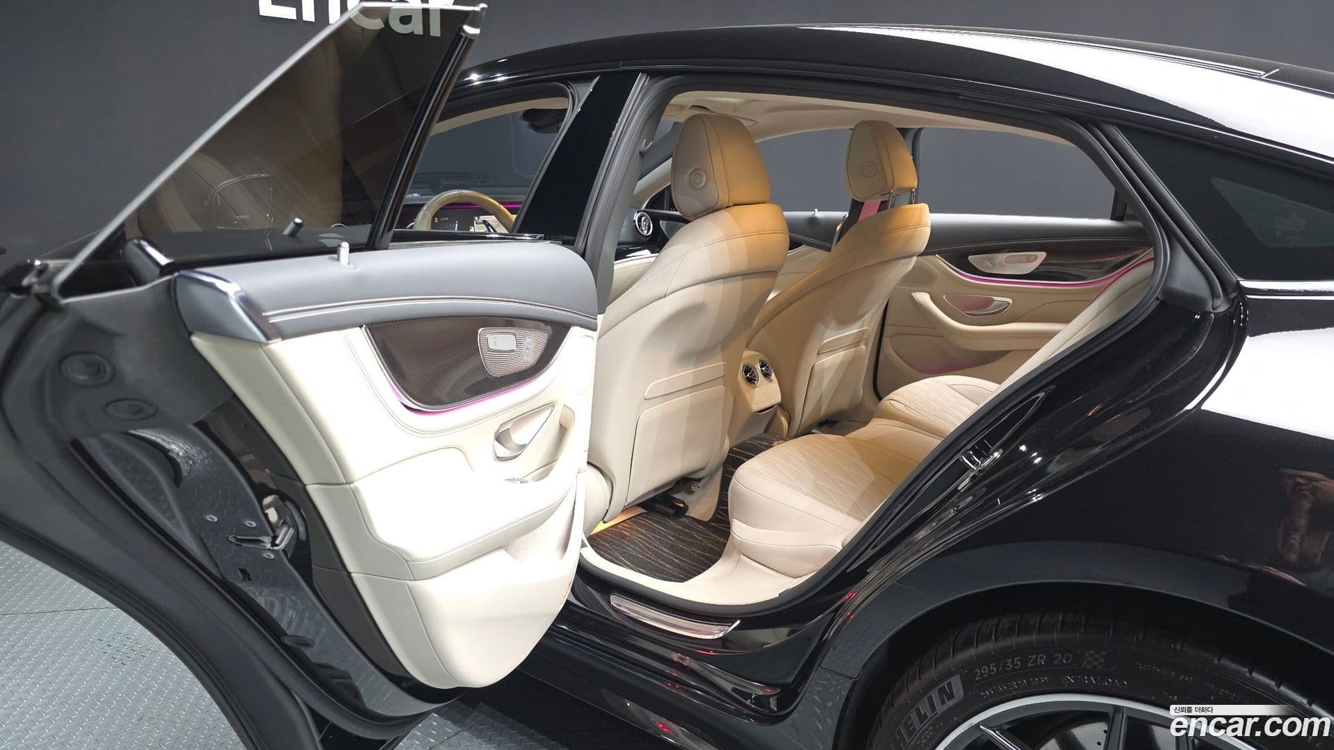 Main__Slider__Photo:AMG GT Mercedes-Benz 2021.5-25