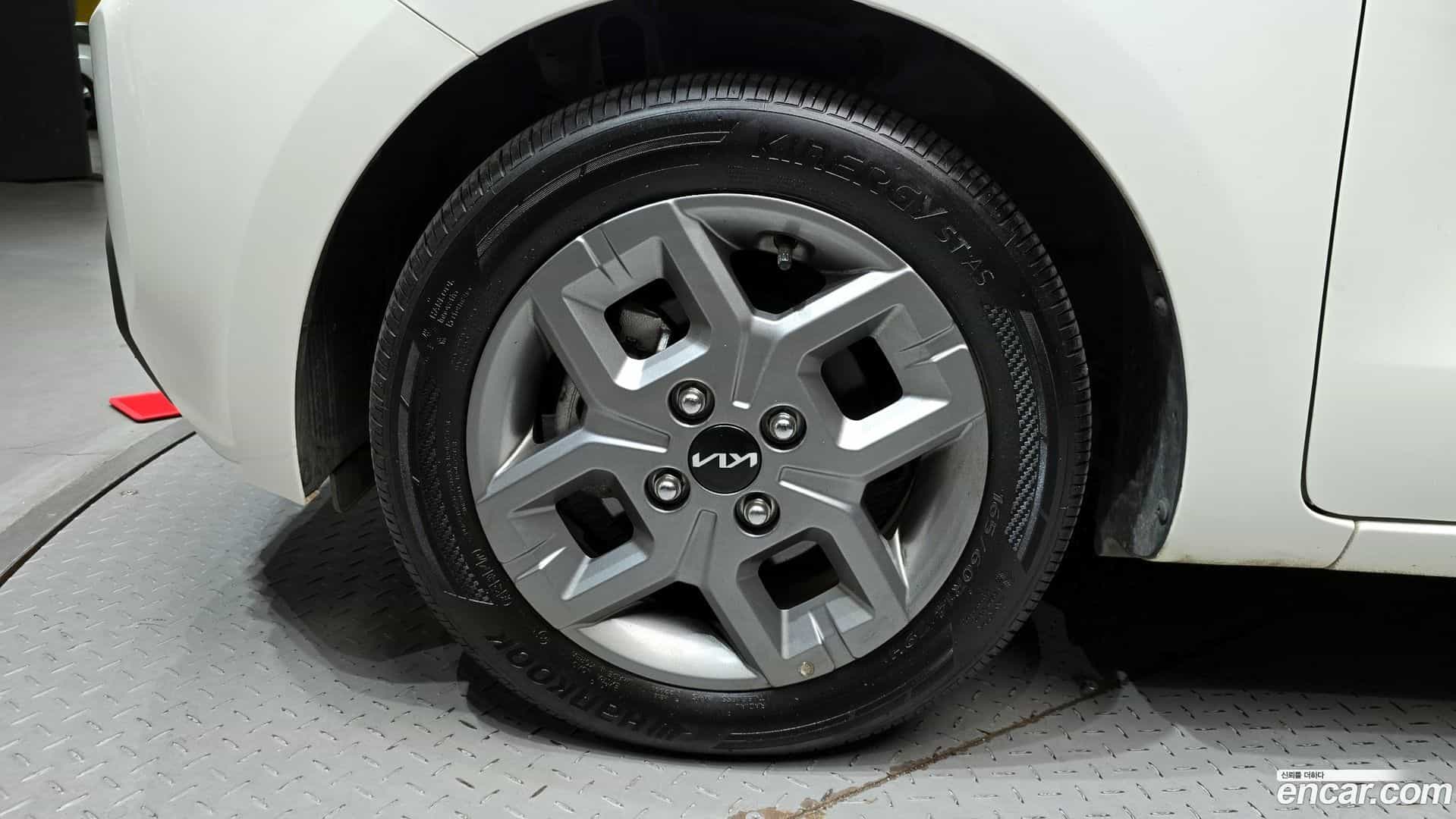 RAY Kia 2025.1-OUTER-005