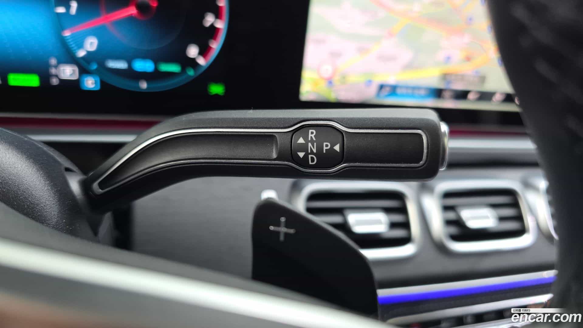 GLE-Class Mercedes-Benz 2023.3-INNER-009