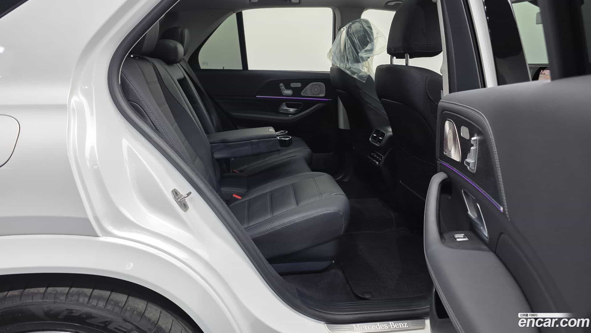 GLE-Class Mercedes-Benz 2023.3-OPTION-016