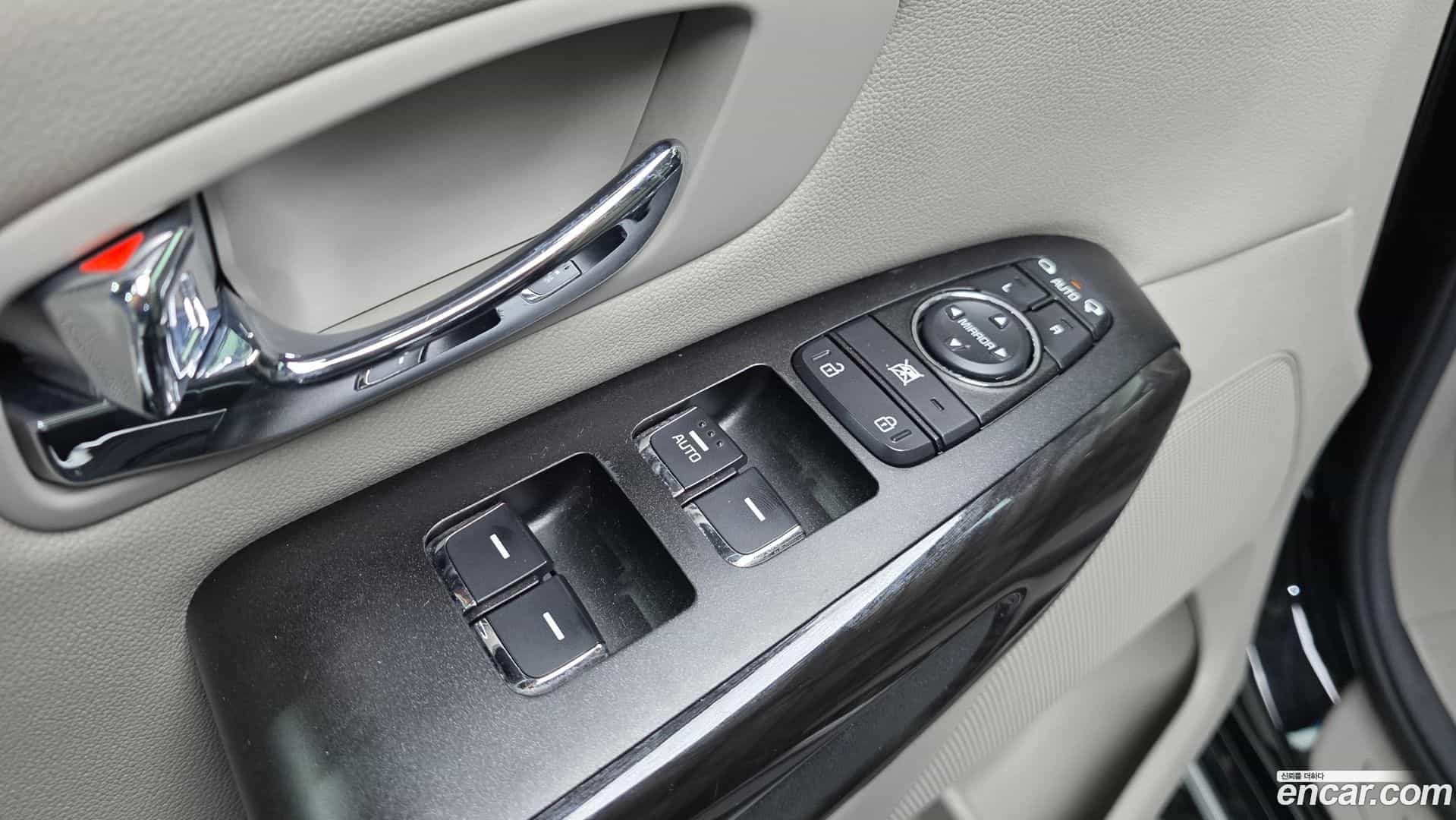 Canival Kia 2017.10-OPTION-016