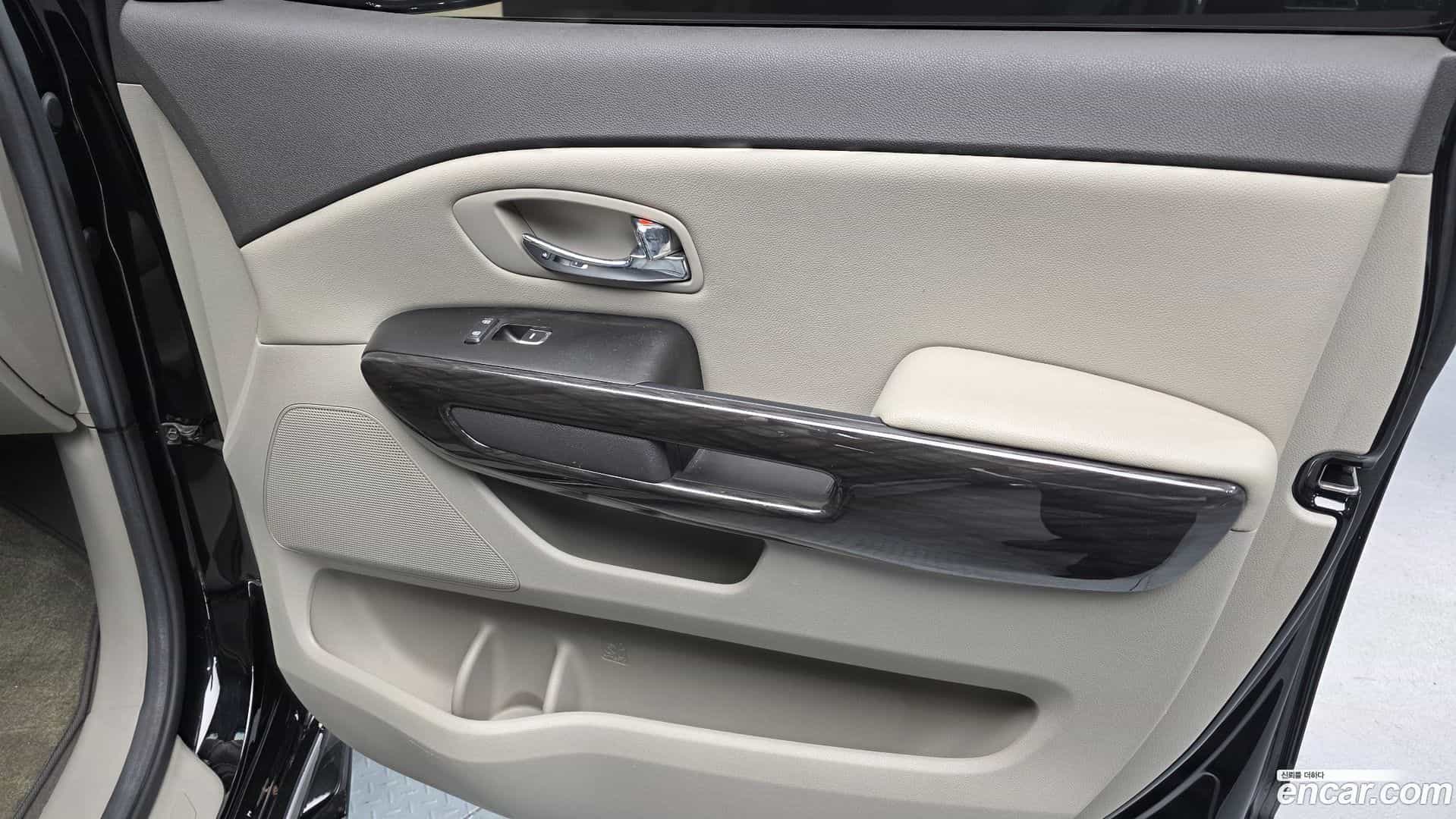 Canival Kia 2017.10-INNER-034