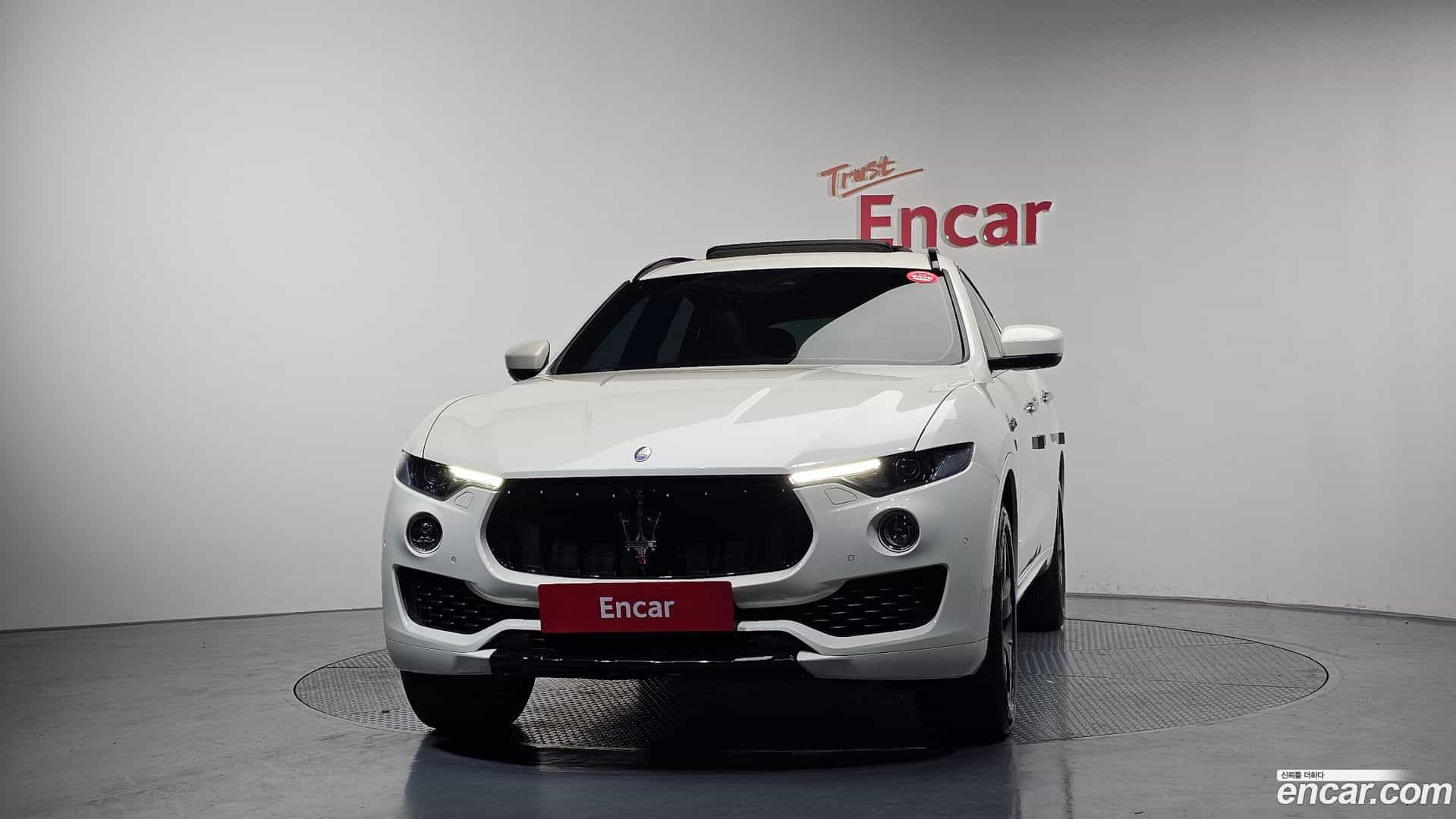 Levante Maserati 2018.0-OUTER-003