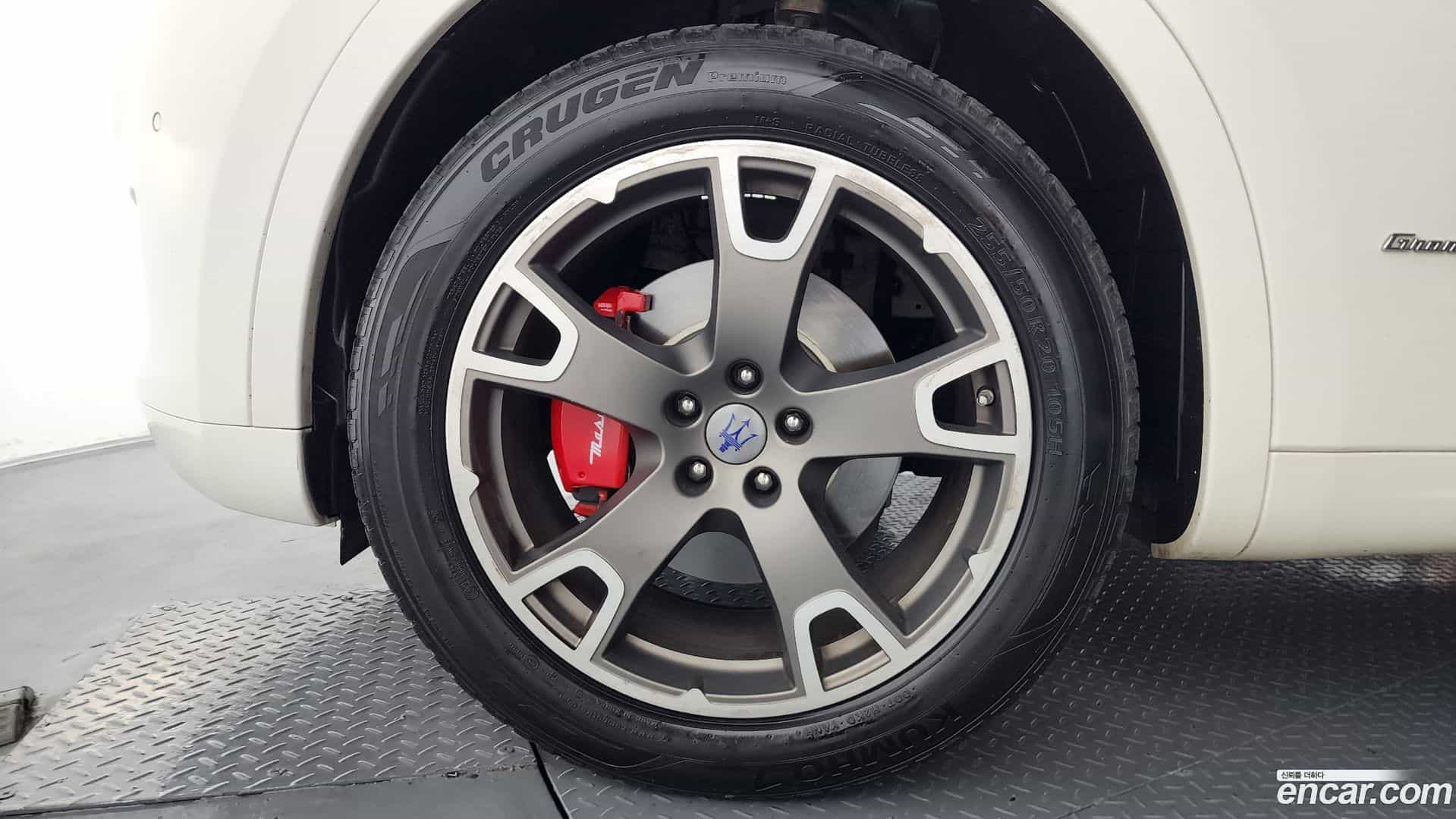 Levante Maserati 2018.0-OUTER-005