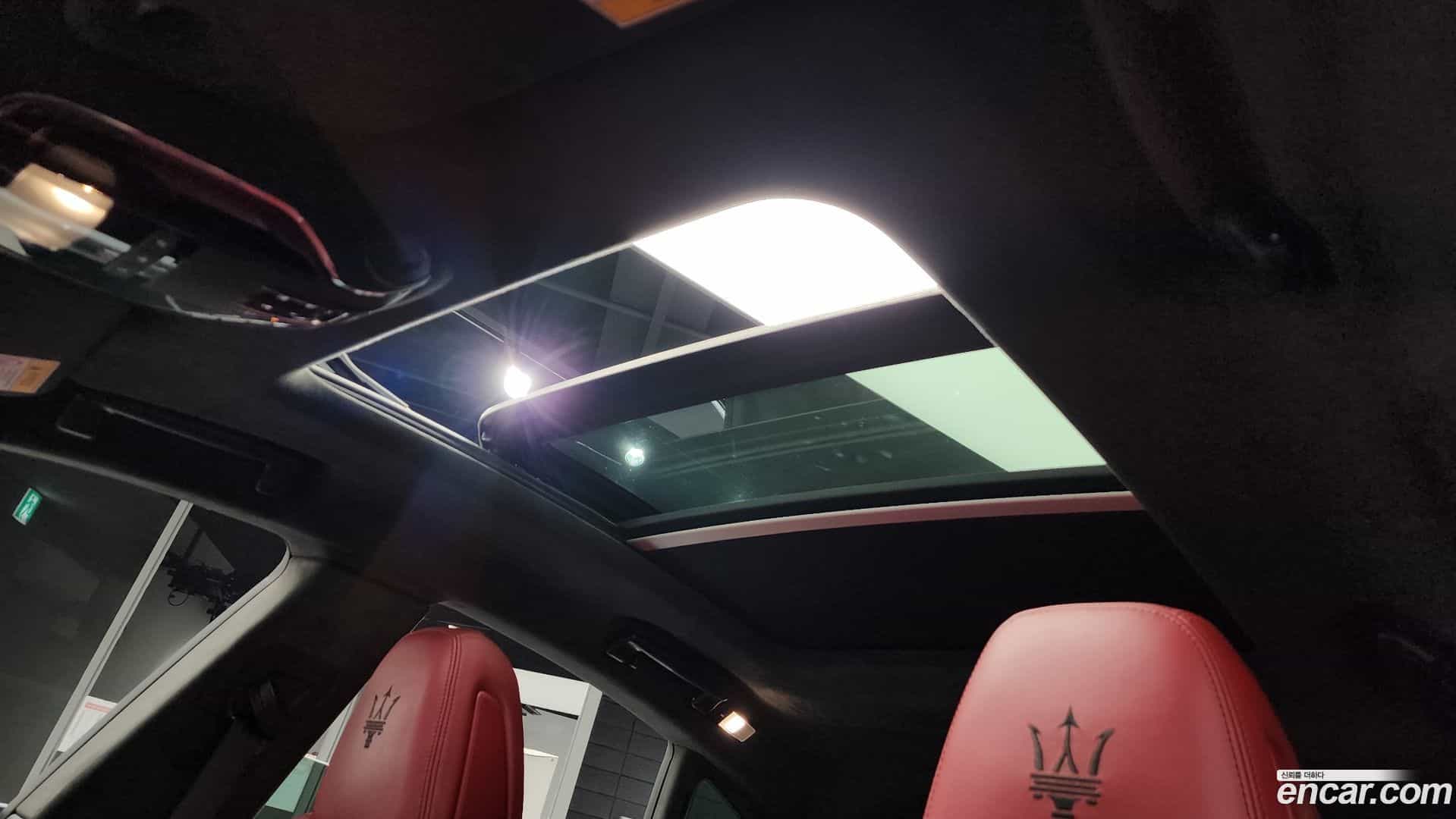 Levante Maserati 2018.0-OPTION-022