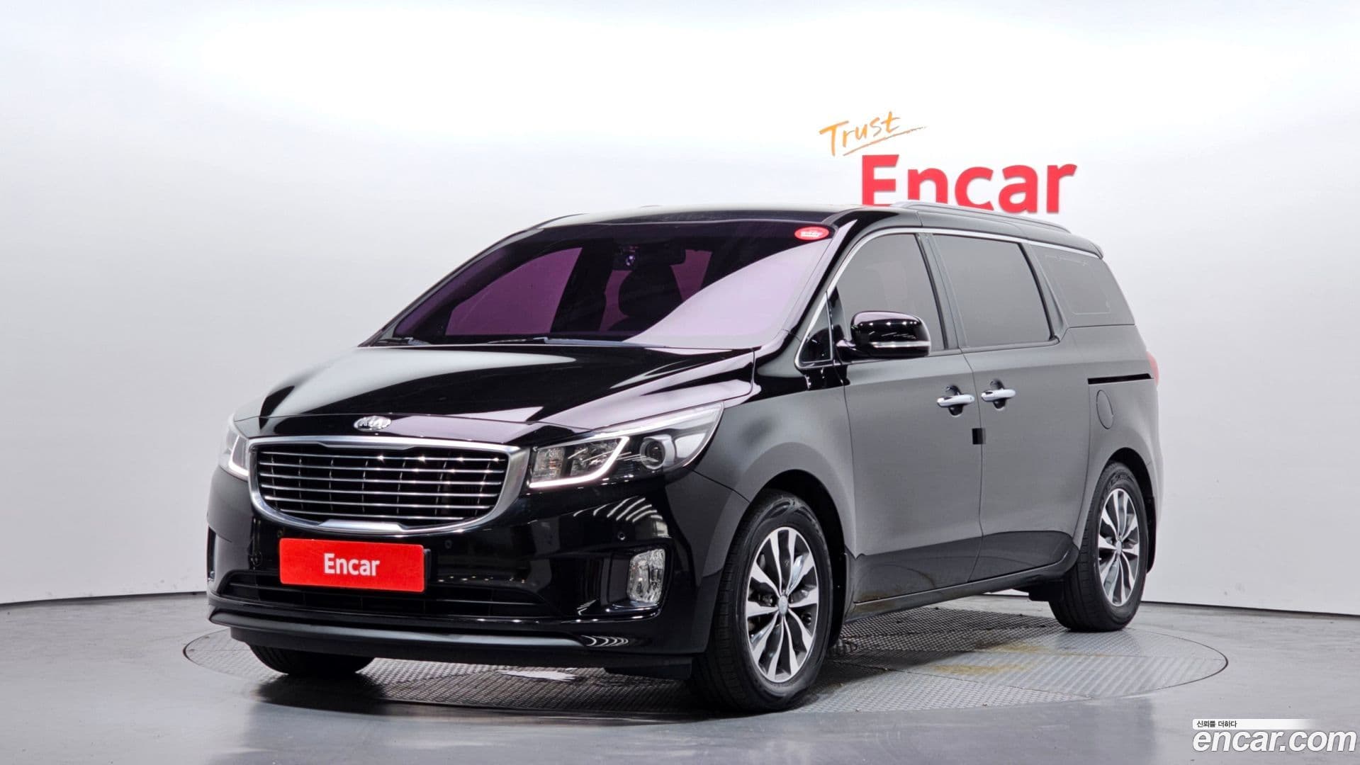 Main__Slider__Photo:Canival Kia 2017.7-0