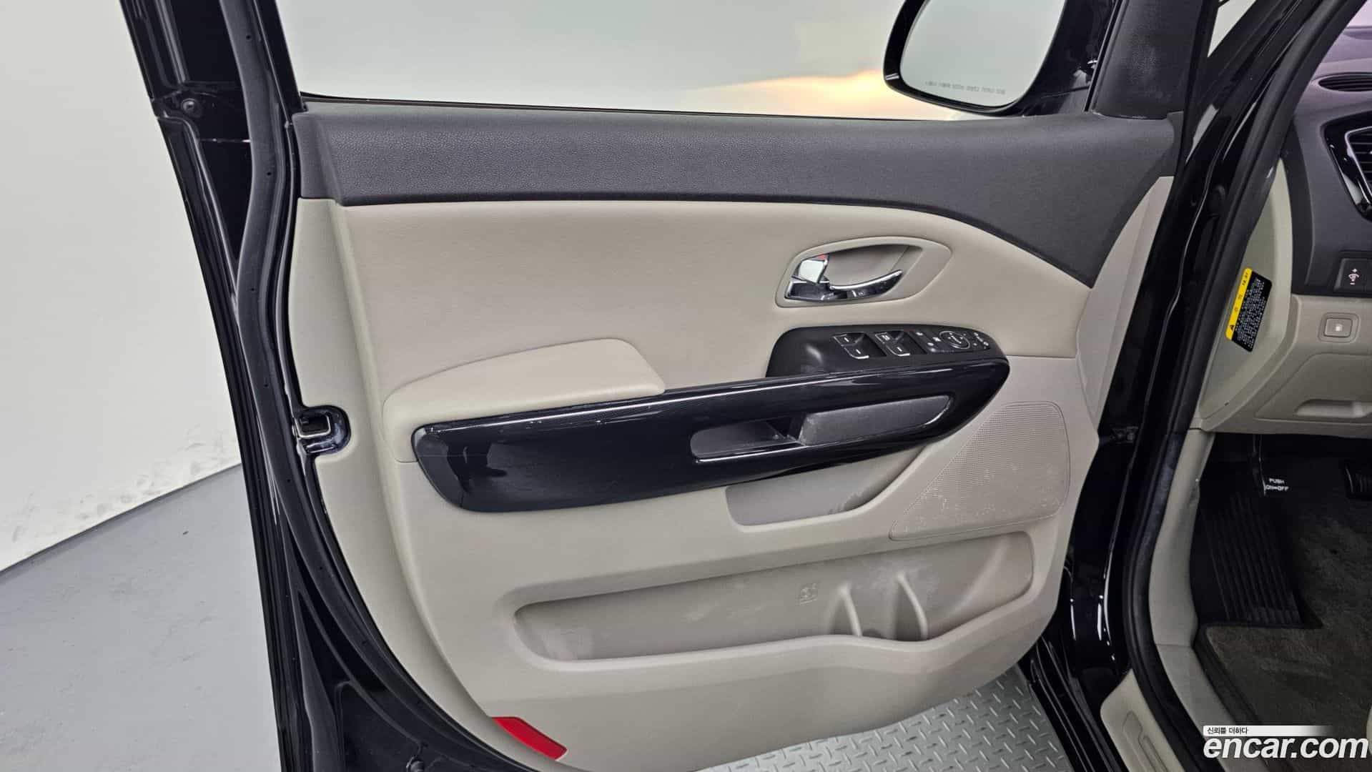 Canival Kia 2017.7-INNER-034