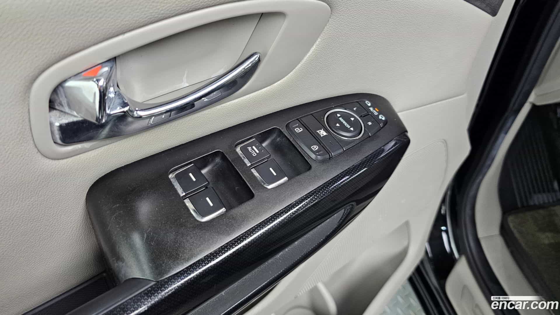 Canival Kia 2017.7-OPTION-042