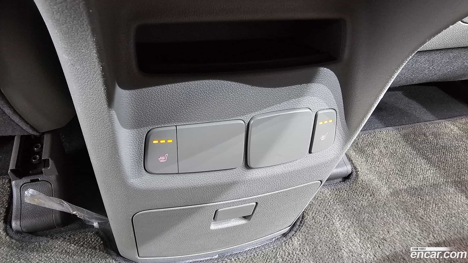 Canival Kia 2017.7-OPTION-044