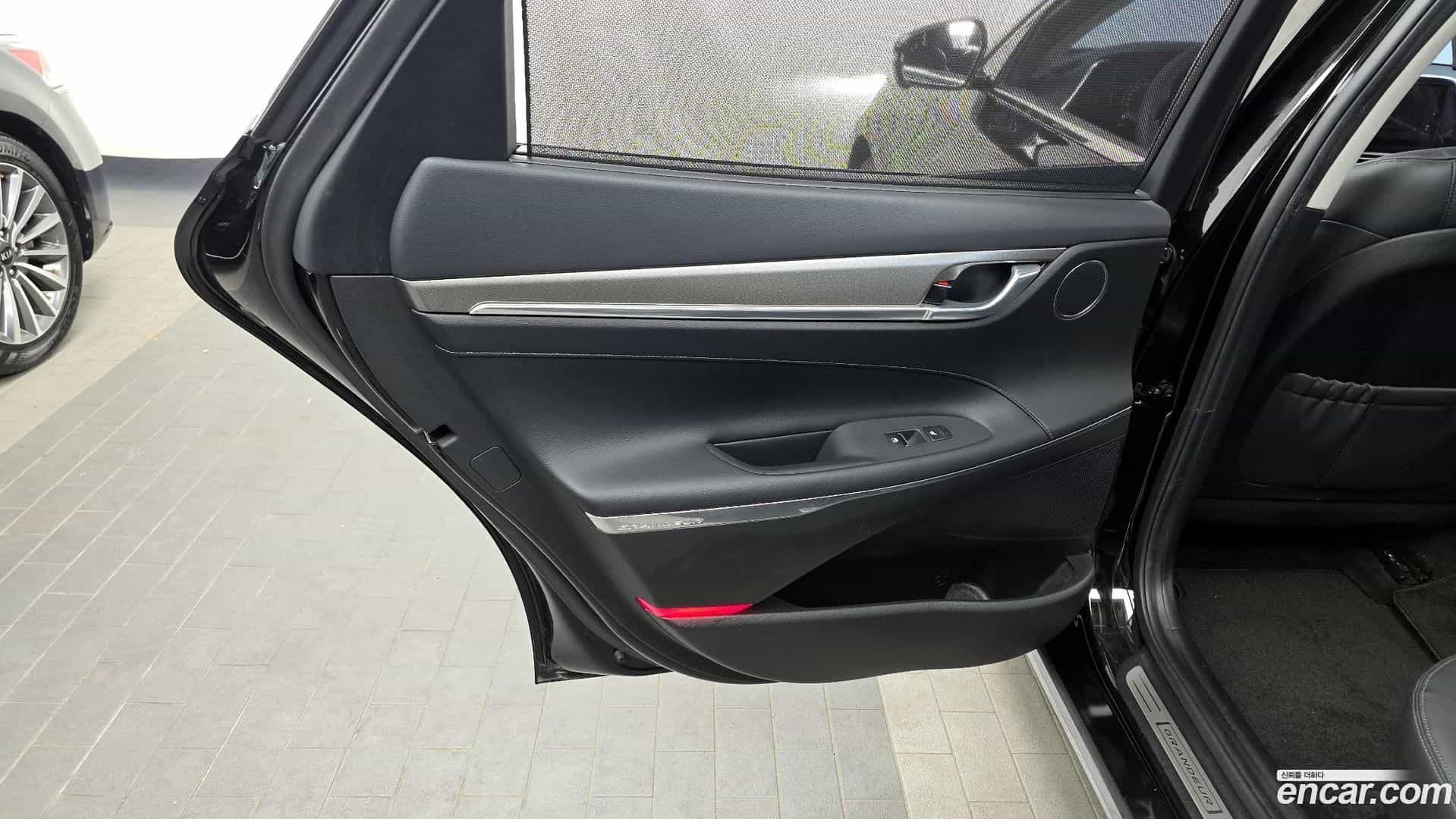 Grandeur Hyundai 2021.2-INNER-035