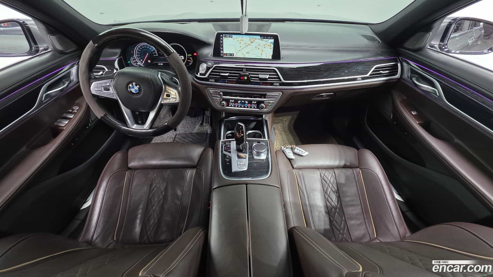 7-Series BMW 2018.11-INNER-007