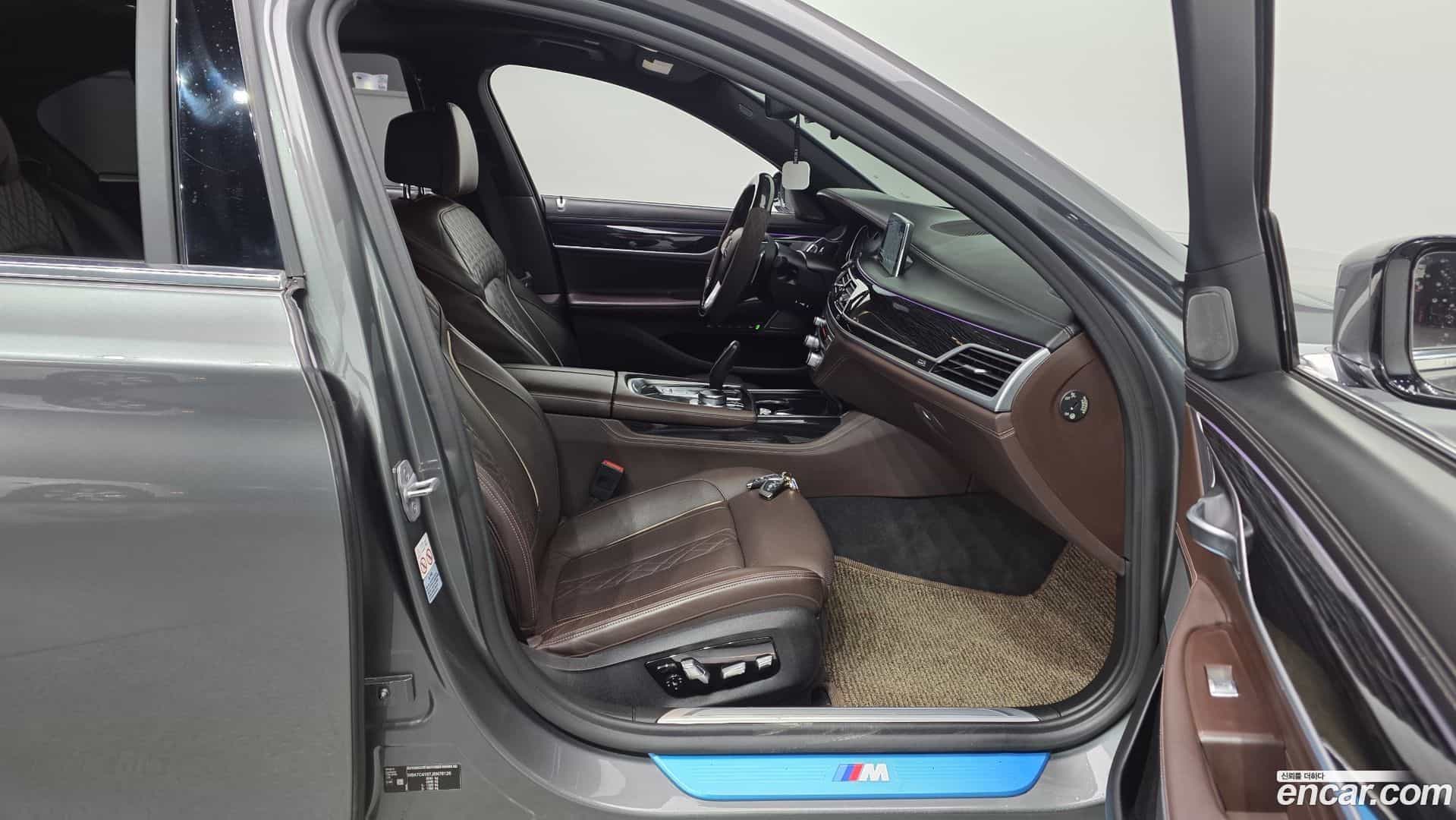 7-Series BMW 2018.11-OPTION-015
