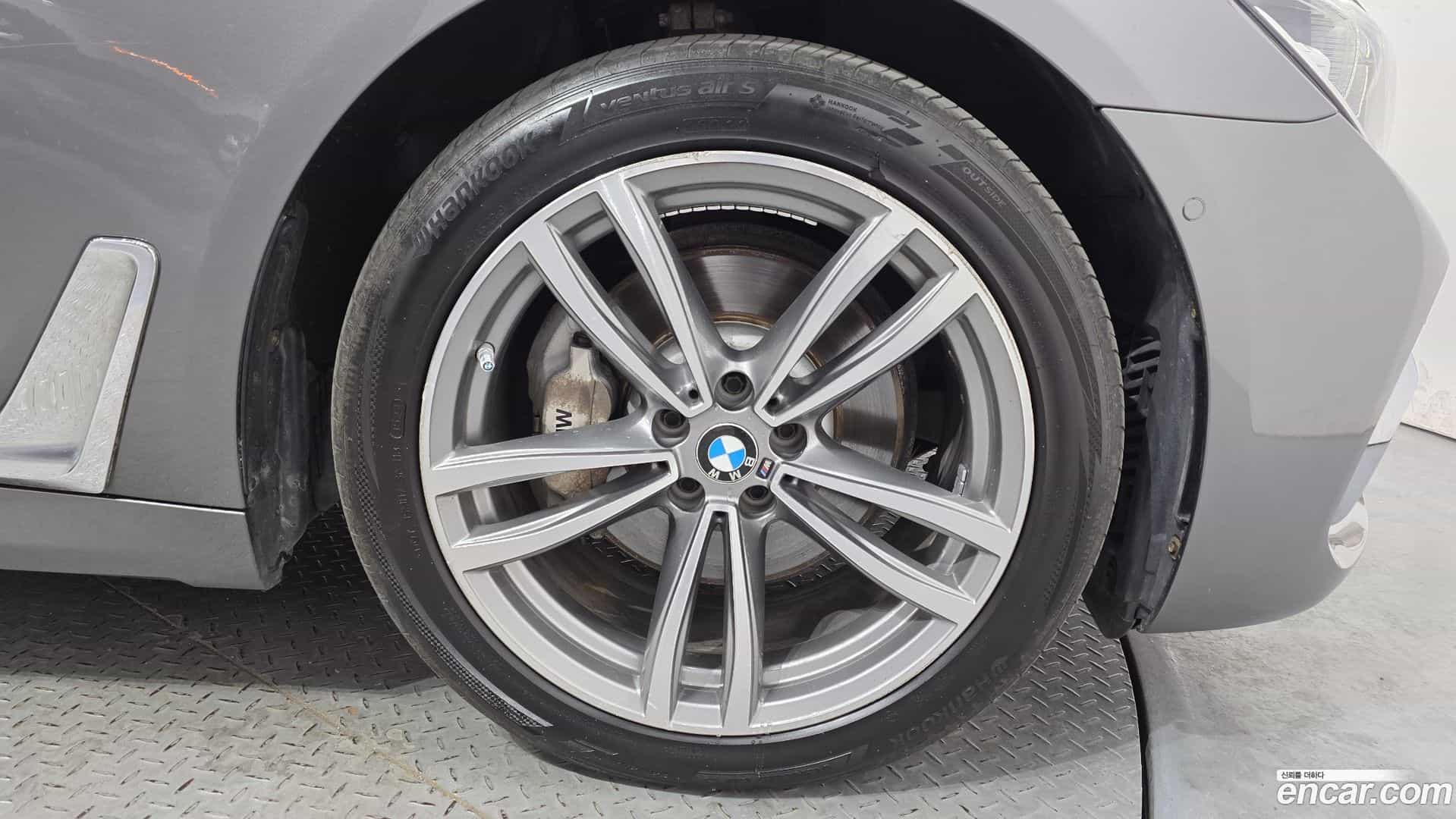 7-Series BMW 2018.11-OUTER-031