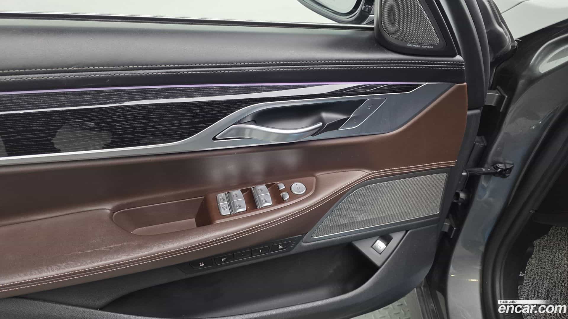 7-Series BMW 2018.11-OPTION-043