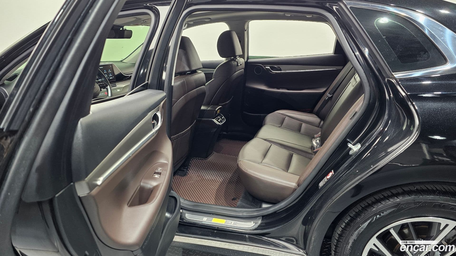 Main__Slider__Photo:Grandeur Hyundai 2022.6-25