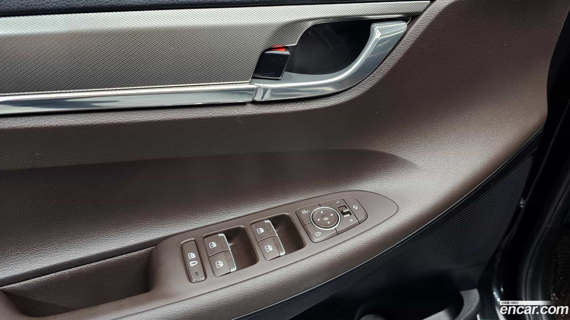 Grandeur Hyundai 2022.6-OPTION-040