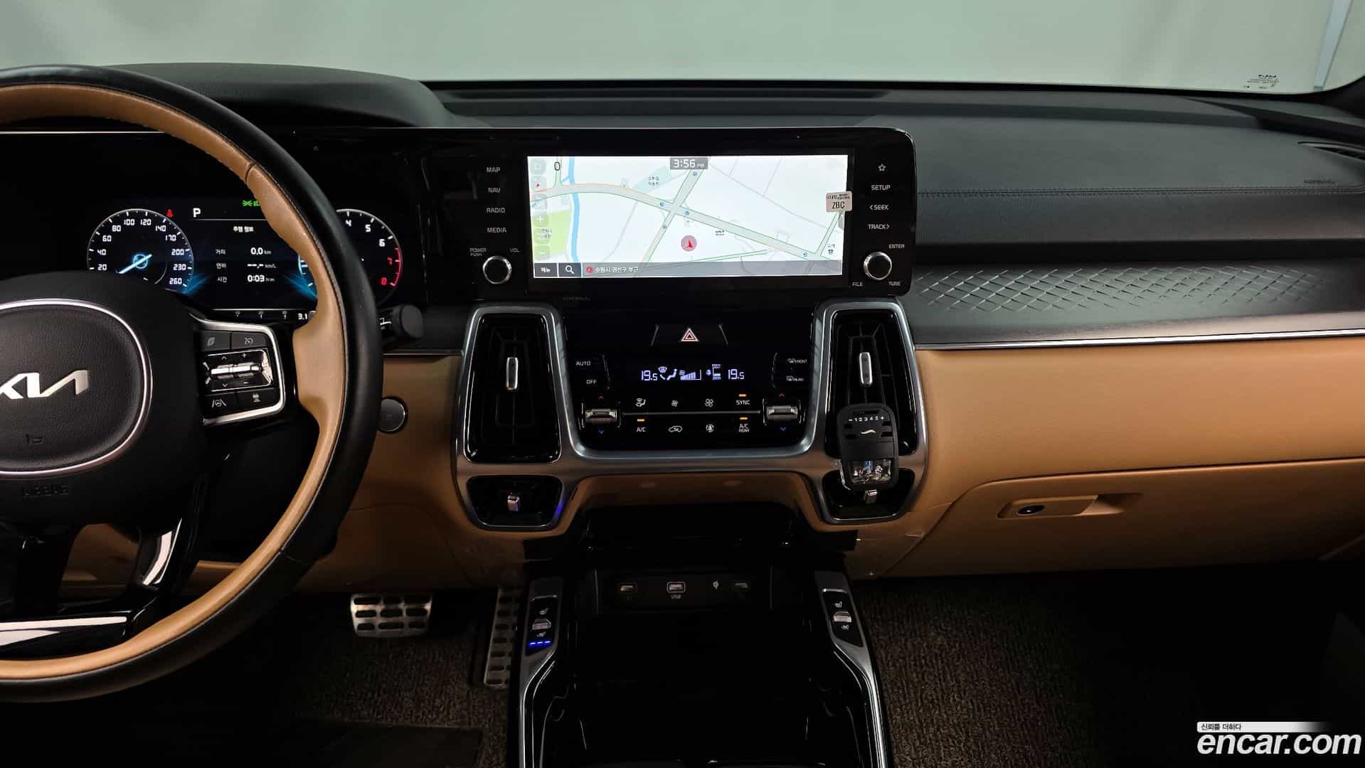 Sorento Kia 2023.3-OPTION-017