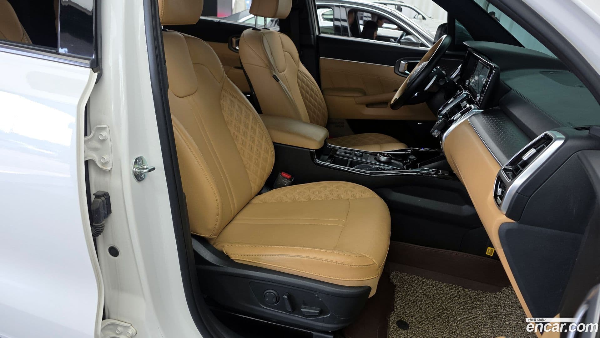 Main__Slider__Photo:Sorento Kia 2023.3-25