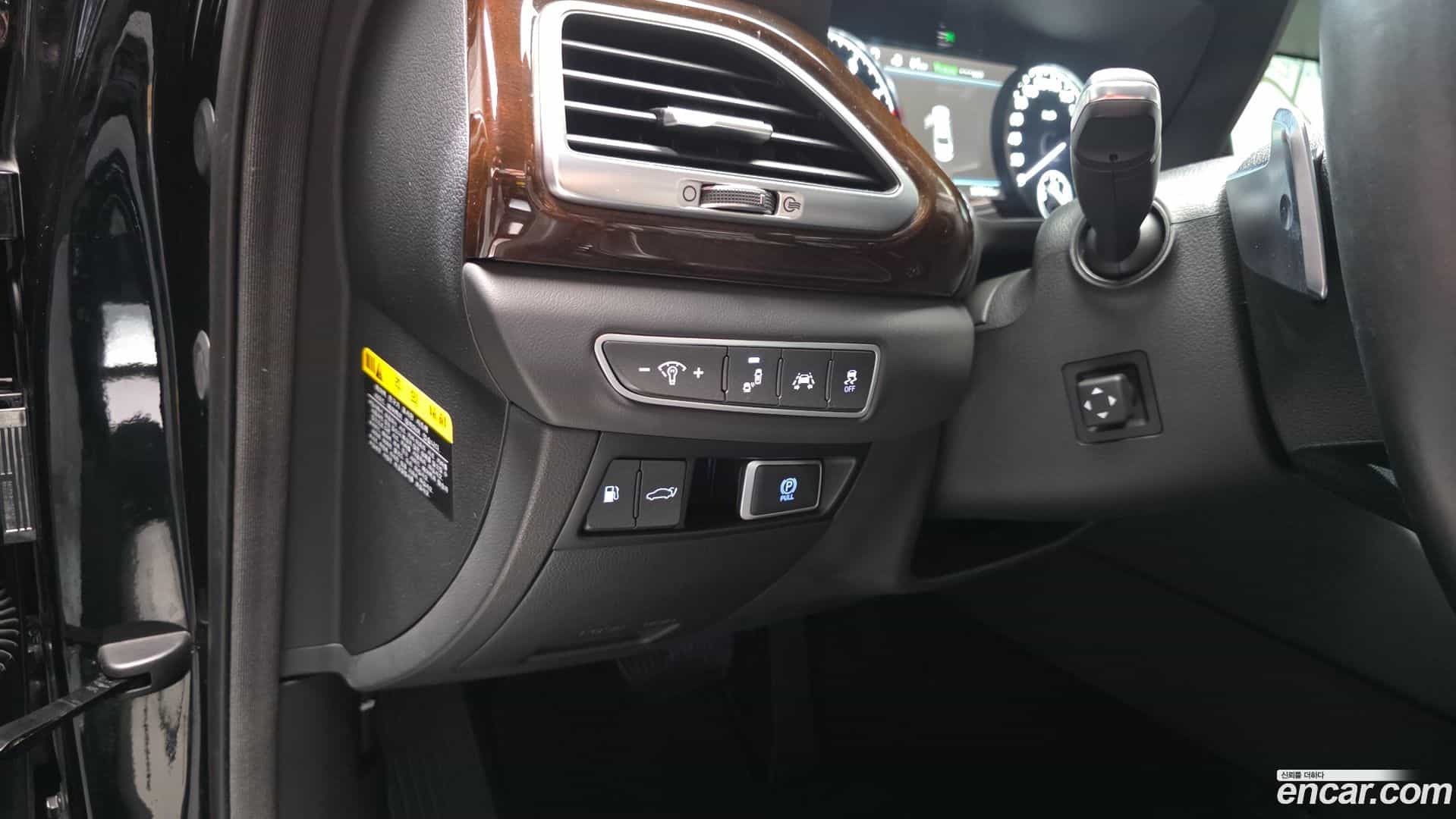 EQ900 Genesis 2016.4-OPTION-018