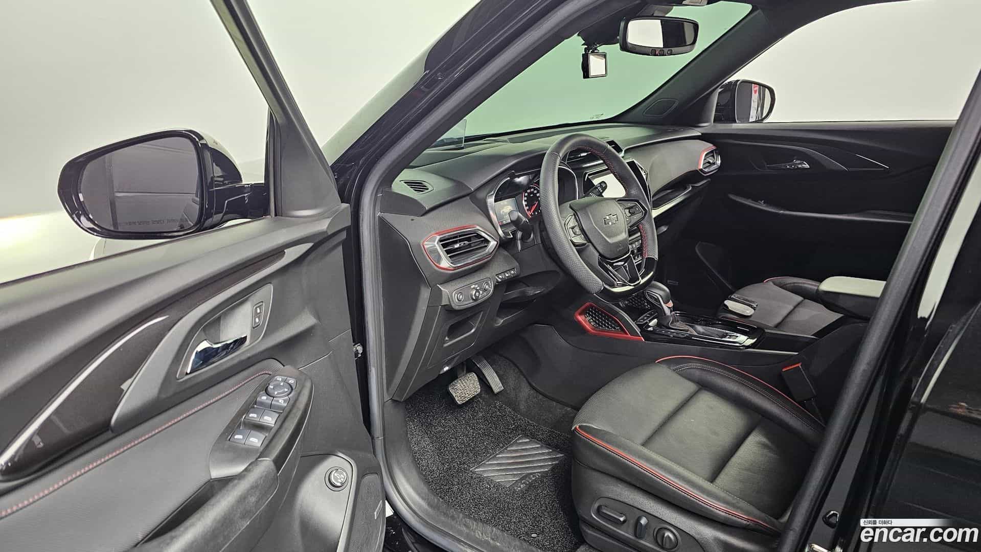 Trailblazer Chevrolet 2023.4-INNER-010