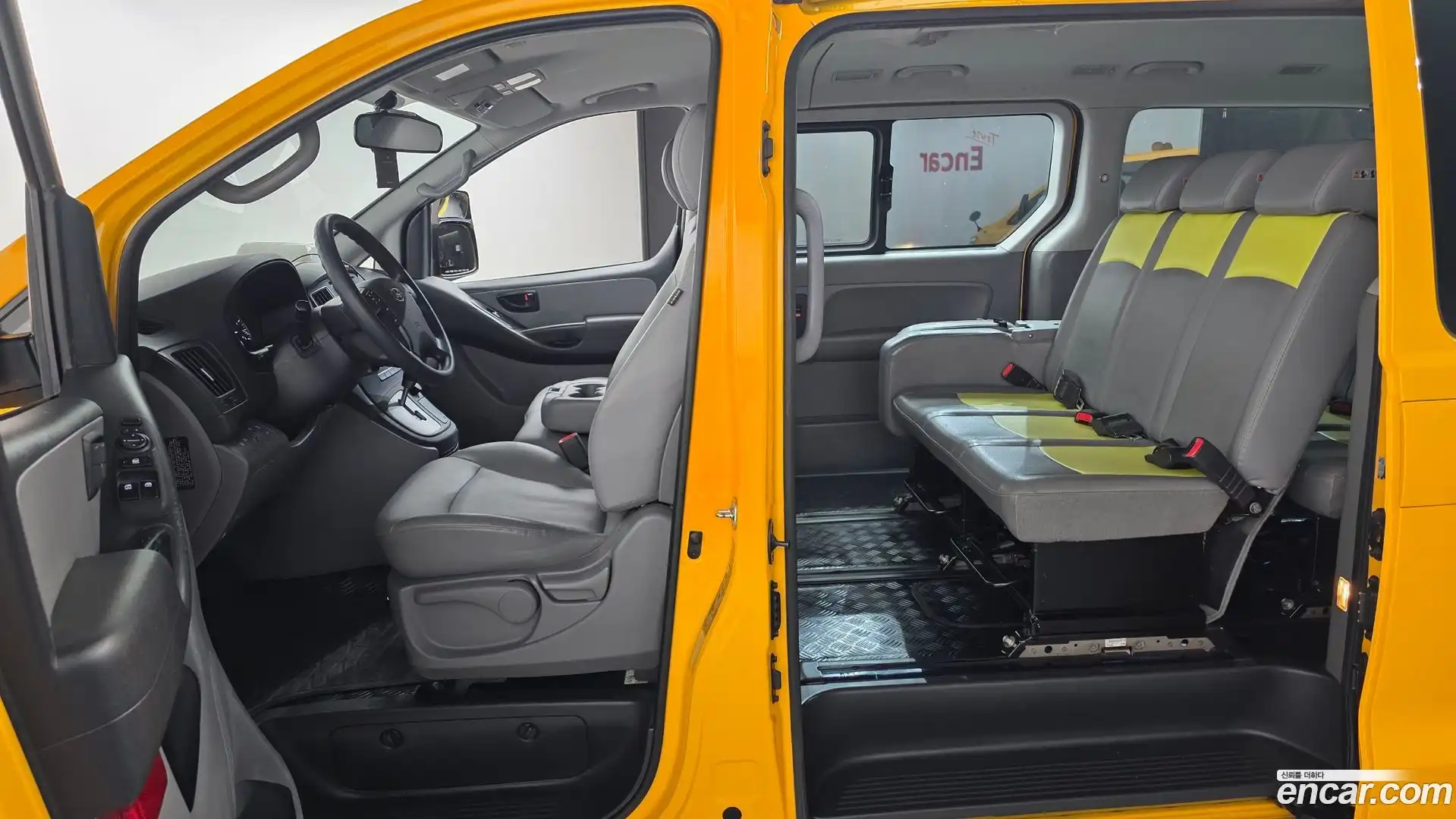 Starex Hyundai 2018.10-OPTION-022