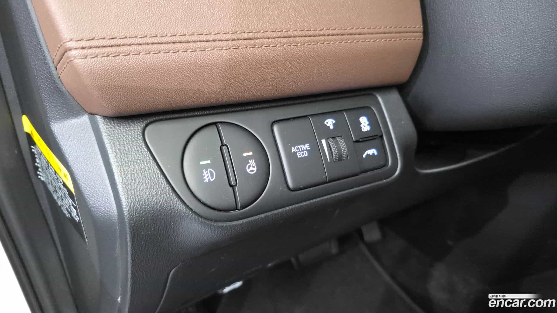 Starex Hyundai 2020.9-OPTION-017