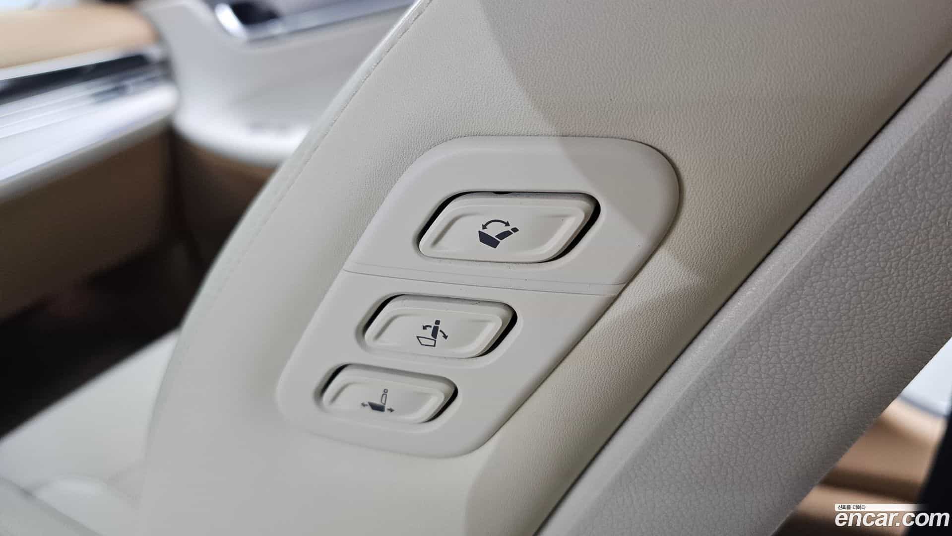 Grandeur Hyundai 2021.2-OPTION-046